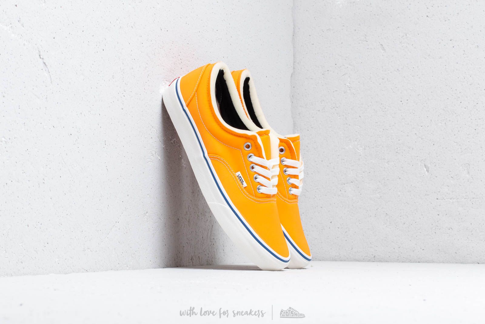 Vans clearance authentic zinnia