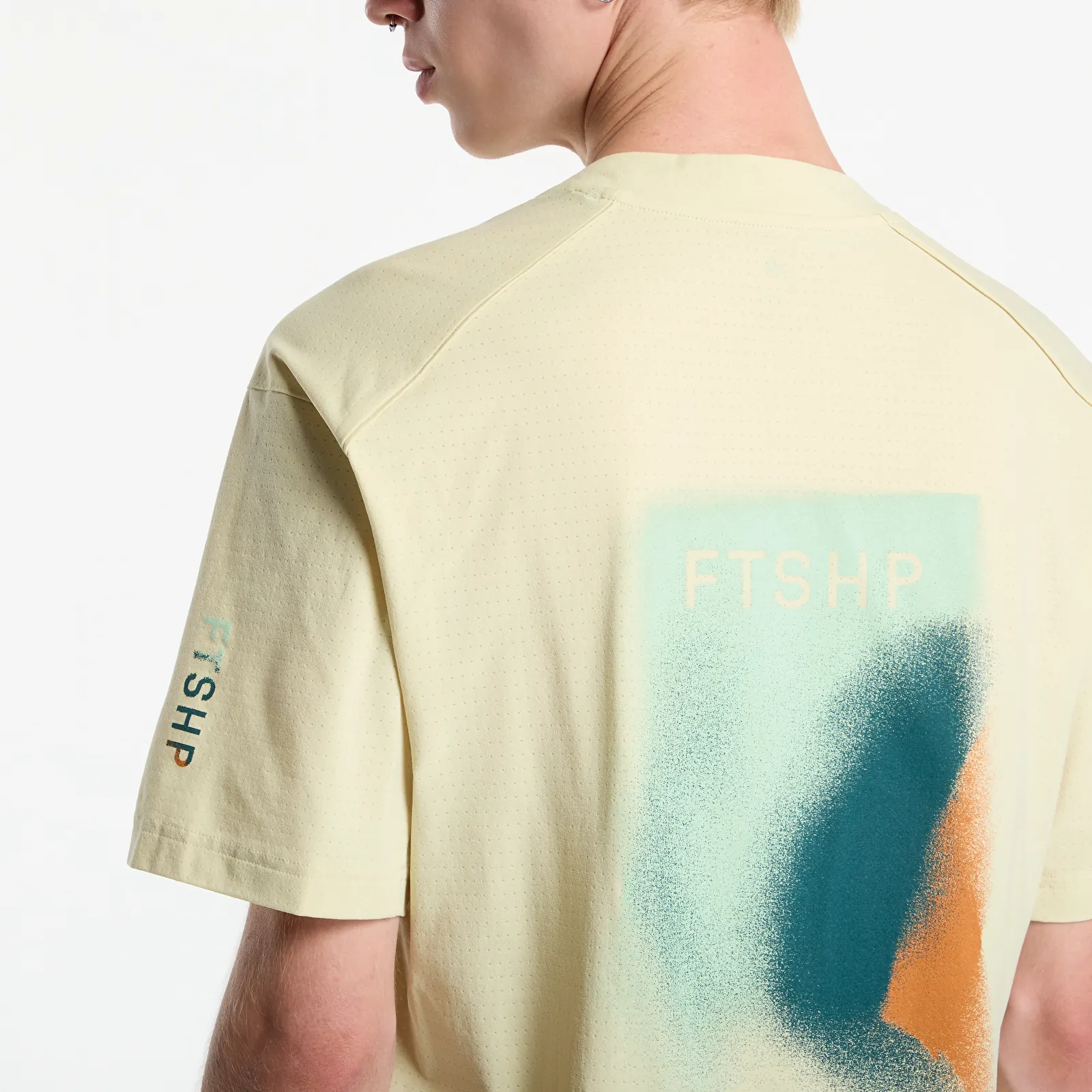 Tricouri  FTSHP x adidas Terrex DAYBREAKER Men T-shirt Yellow