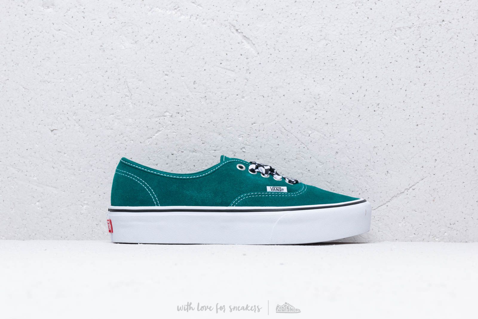 Vans suede authentic platform 2.0 2025