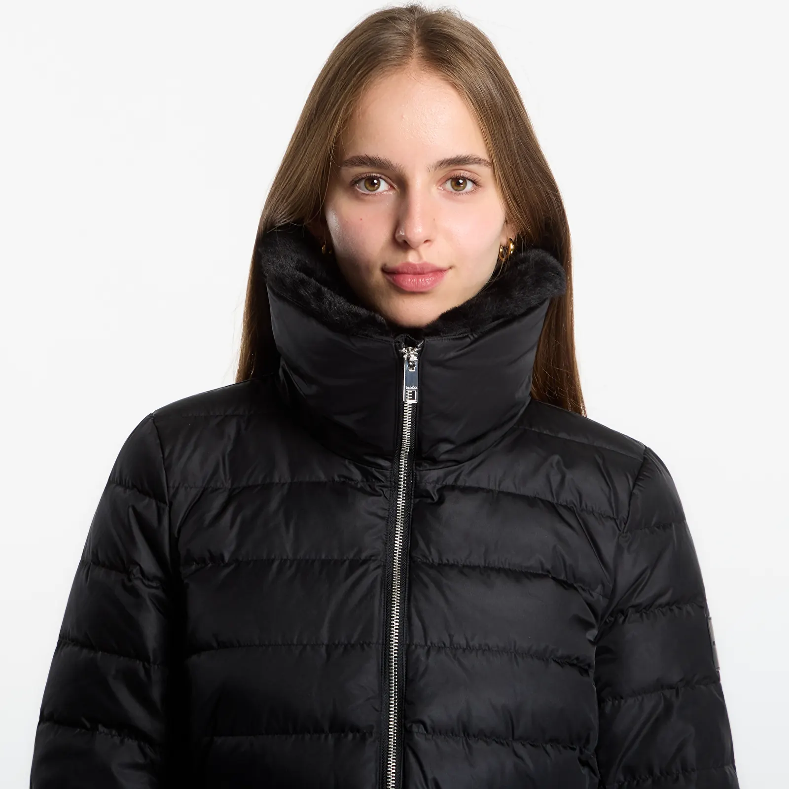Női kabátok Calvin Klein Satin Lw Short Puffer With Fur Black