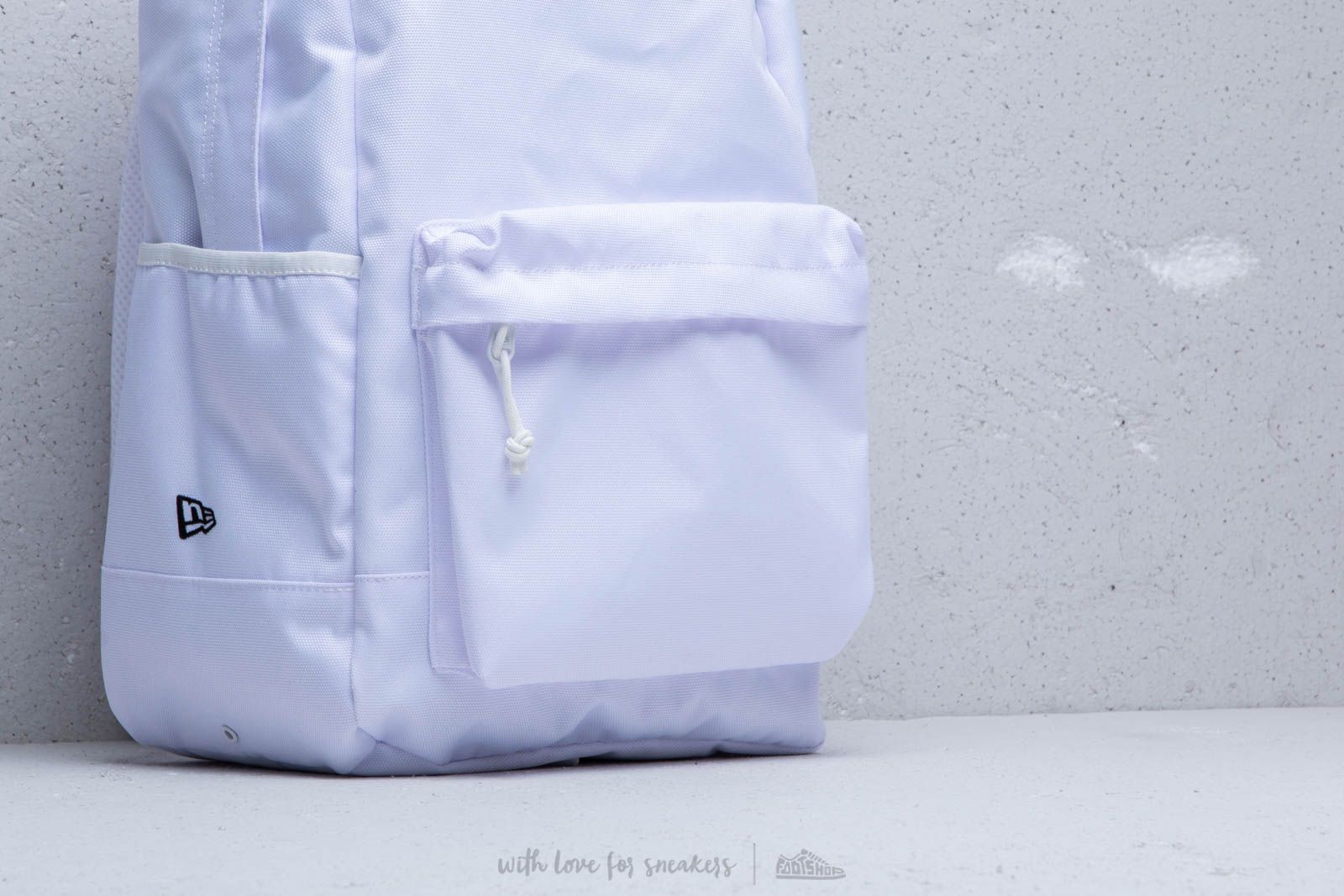 Mugursomas New Era Rain Camo Light Backpack White/ Black