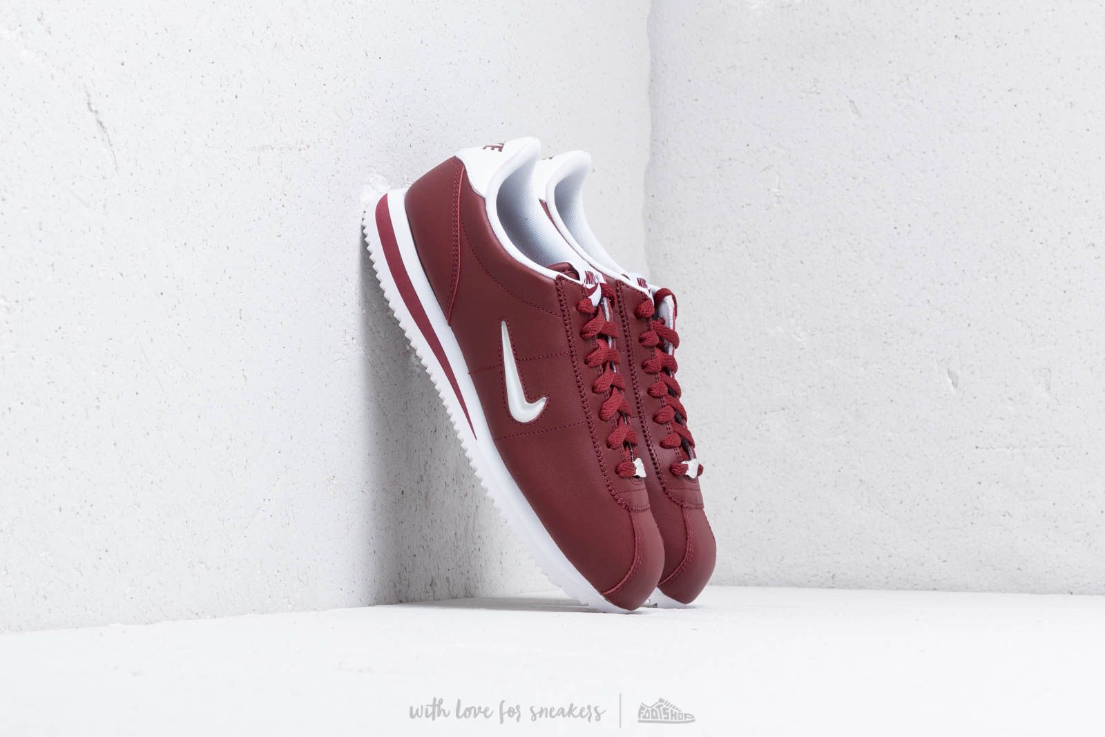 Мъжки кецове и обувки Nike Cortez Basic Jewel Dark Team Red/ White