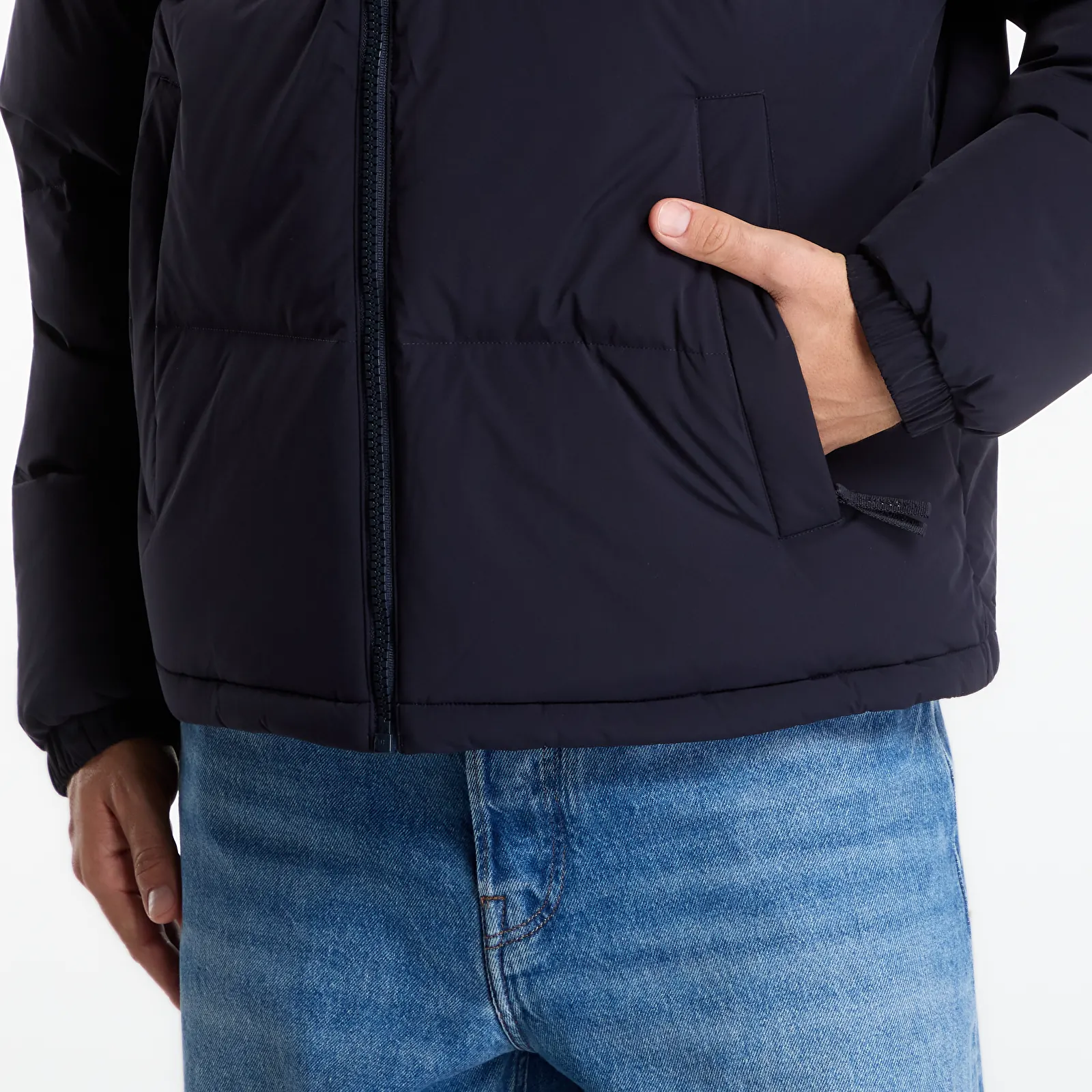 Pánské bundy Lacoste Puffer Jackets Abysm