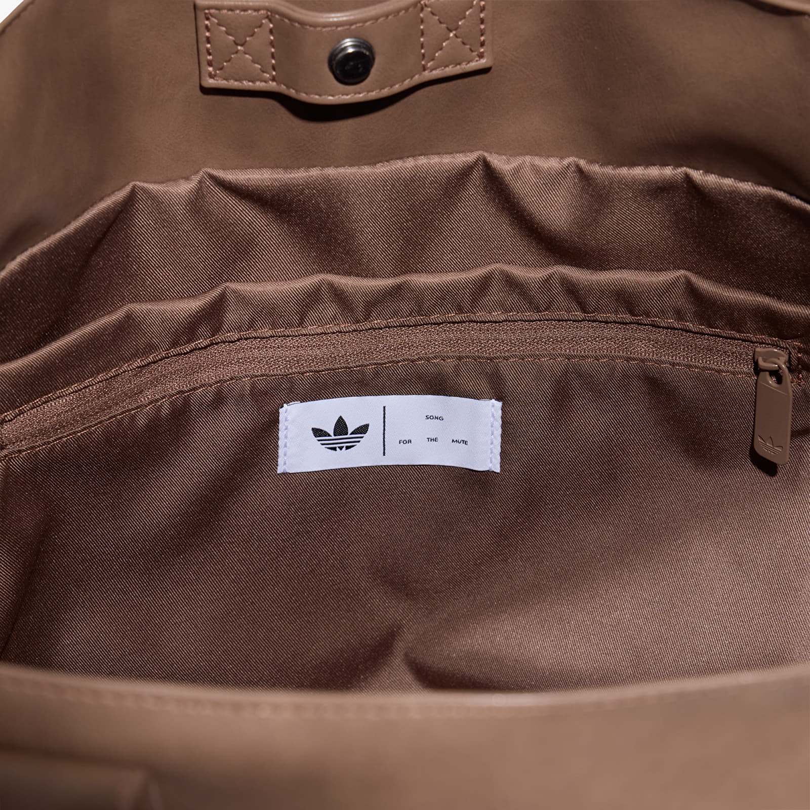 Sacs à bandoulière adidas Originals x Song For The Mute Shoulder Bag 008 Preloved Brown