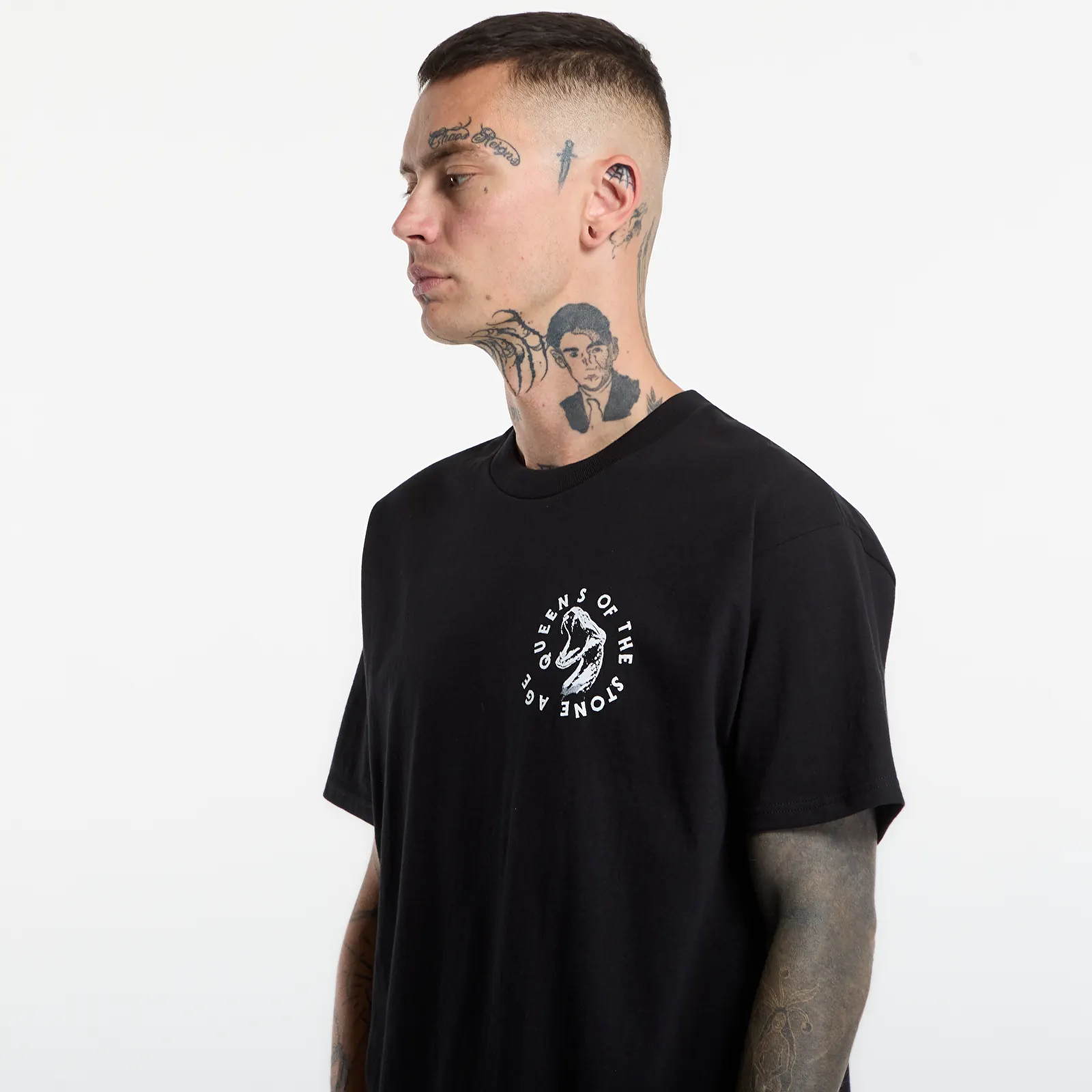 T-shirts Vans Queens of the Stone Age Ouroboros SS Tee Black