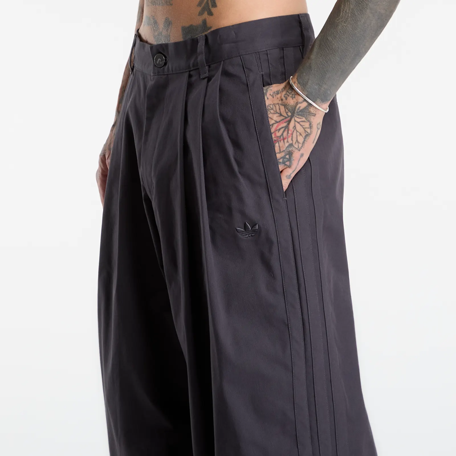Pantalons homme adidas Triple Pleated Pants Utility Black