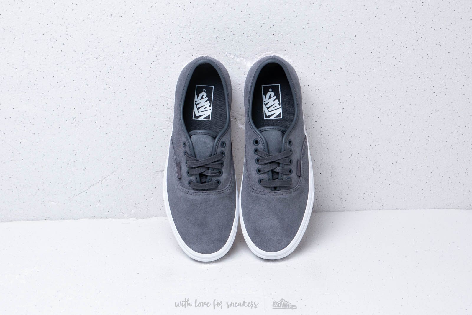 Vans soft suede authentic sale