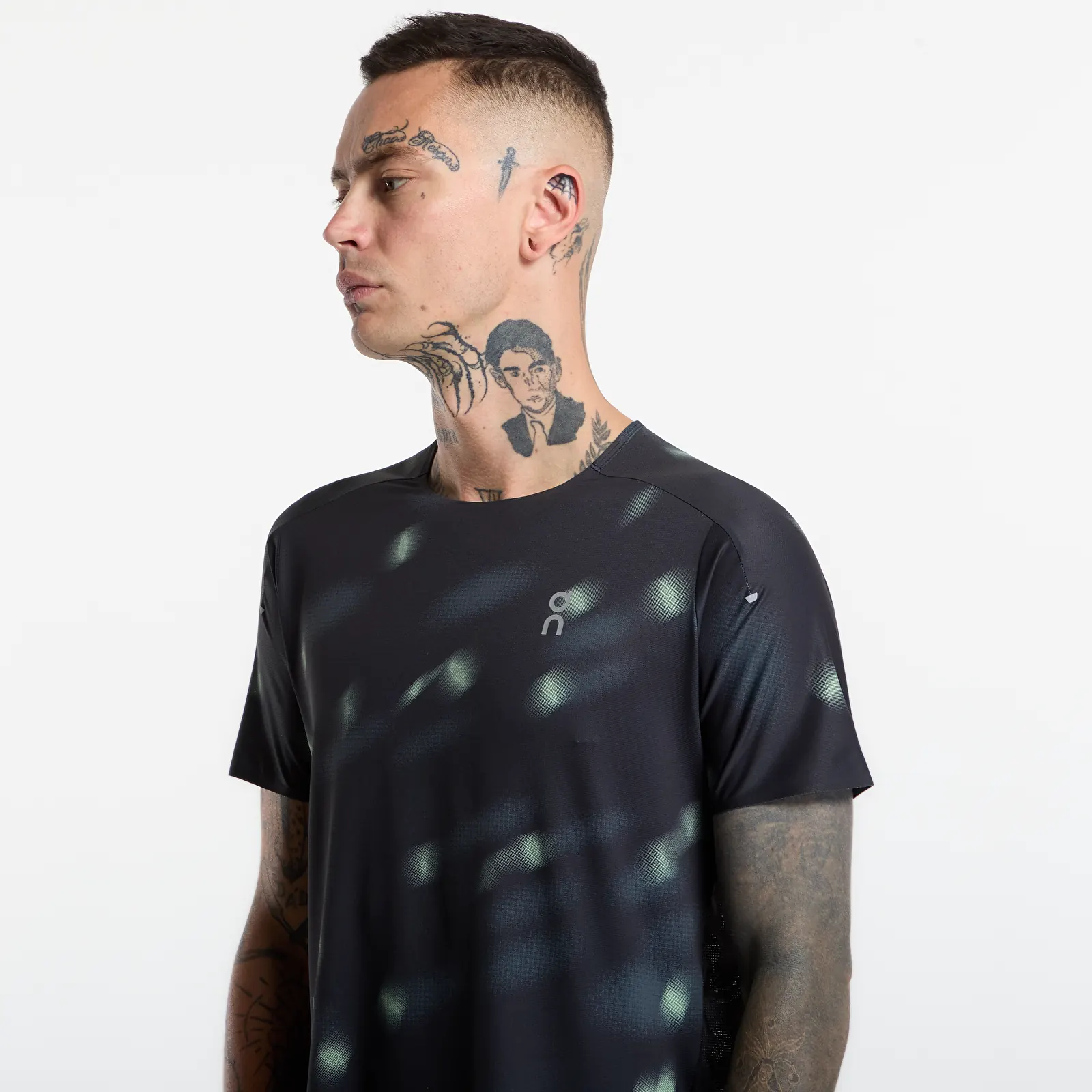 T-Shirts On Performance-T Lumos Black