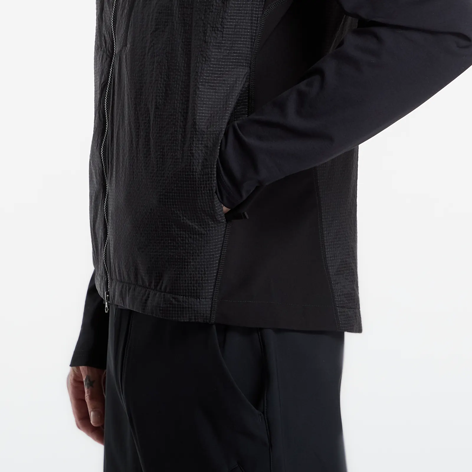 Veste Tilak Spike Vest Black