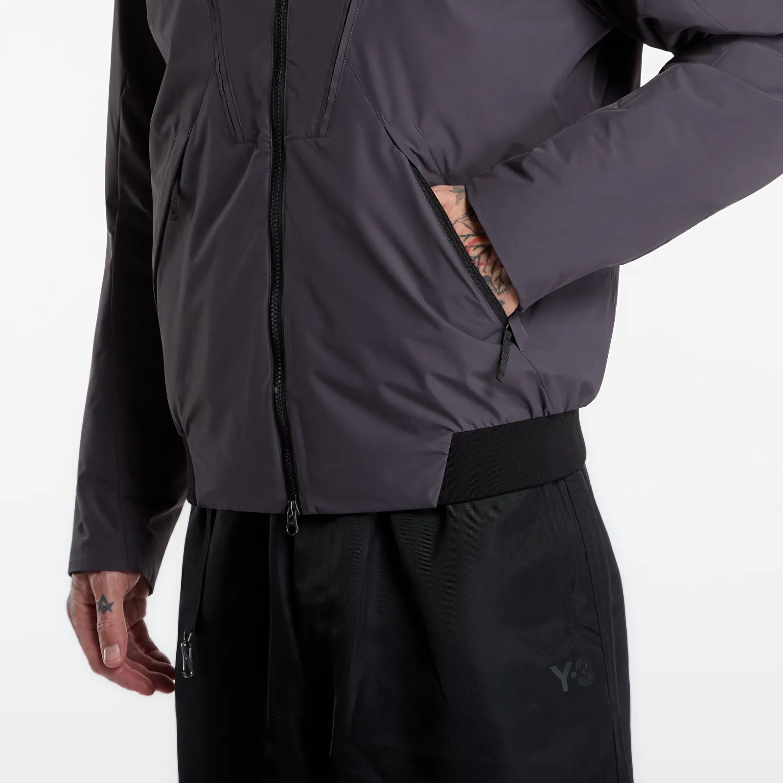 Péřovky Poutnik by Tilak Continental Jacket Obsidian