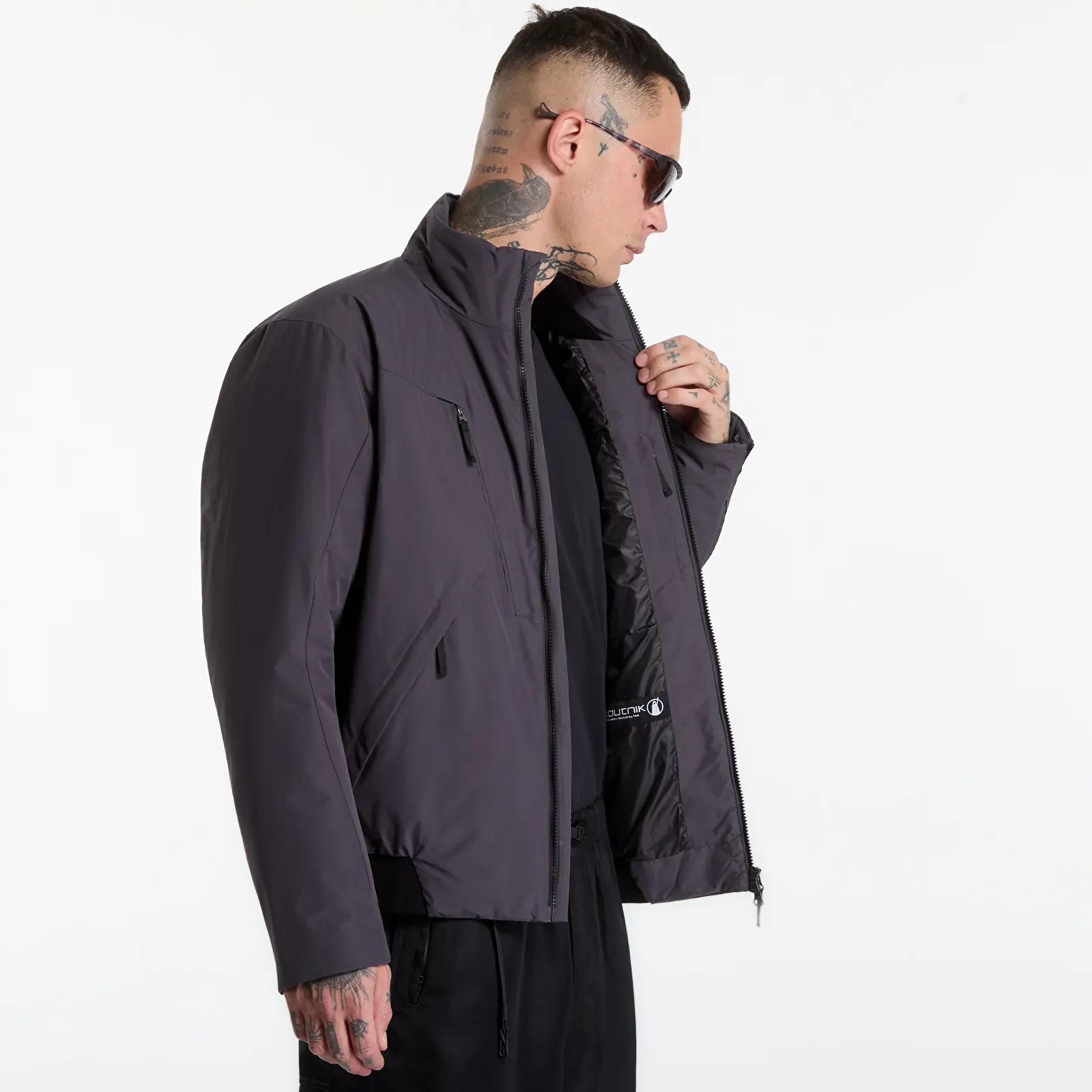 Péřovky Poutnik by Tilak Continental Jacket Obsidian