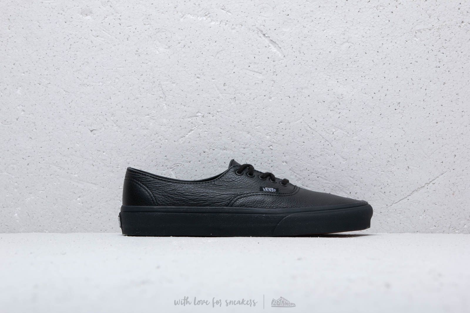 Men s shoes Vans Authentic Decon Premium Leather Black Black