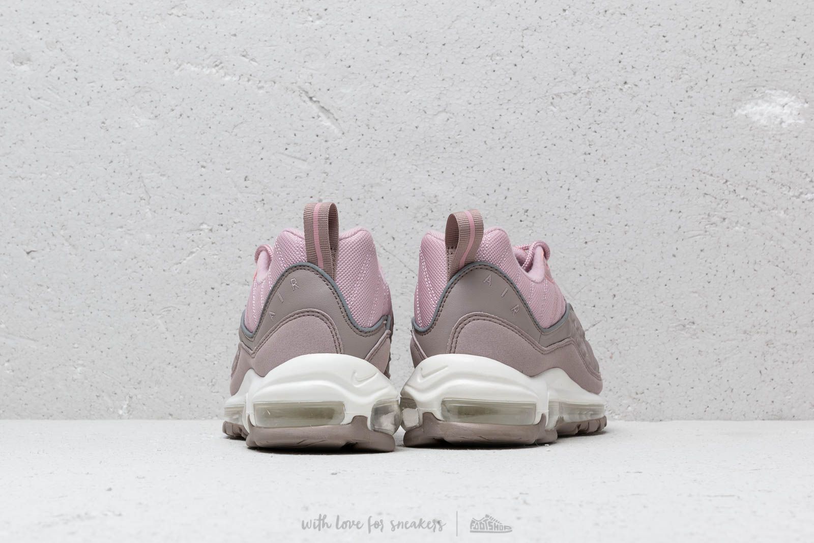 Scarpe uomo Nike Air Max 98 Pumice/ Pumice-Plum Chalk-Summit White