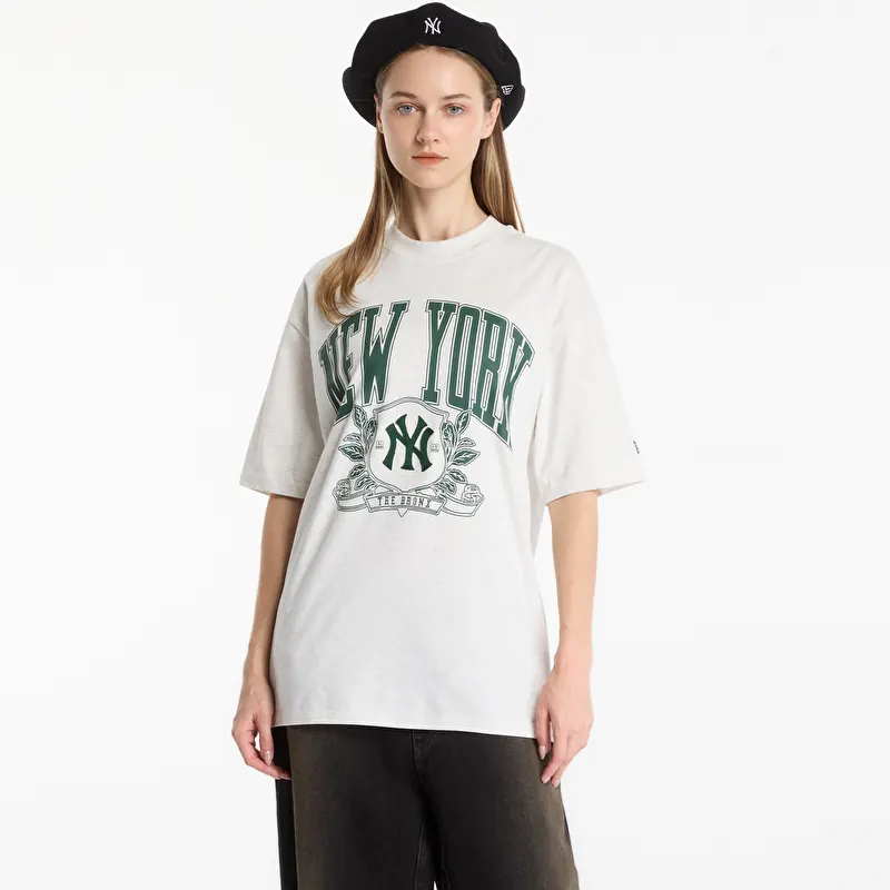 New Era MLB Arch Graphic OS Tee New York Yankees UNISEX Eggshell