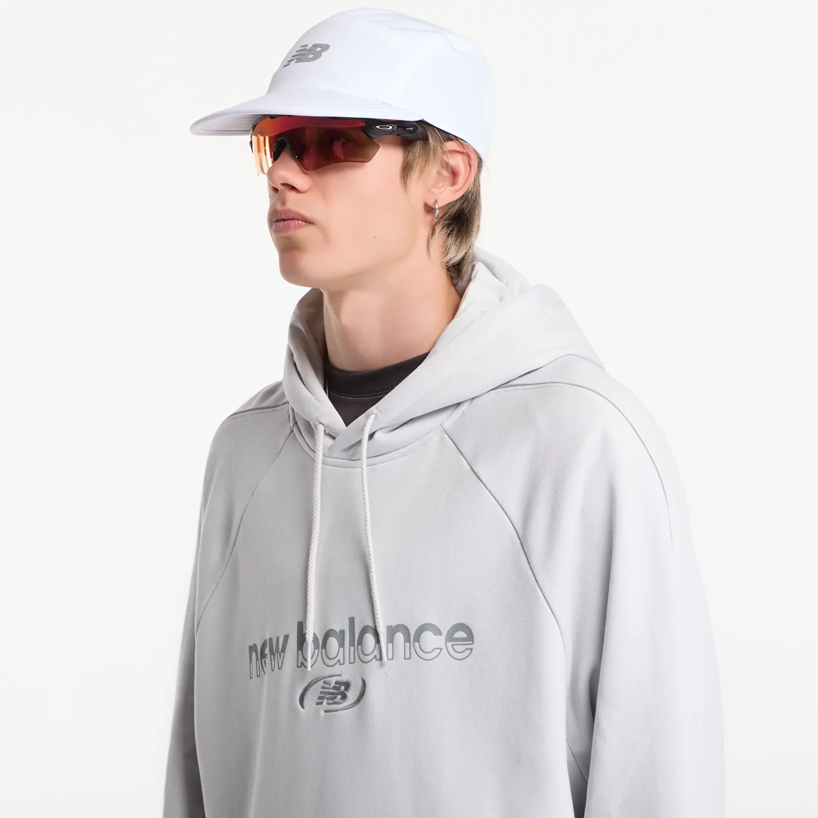 Суичърти New Balance Trackside French Terry Hoodie Grey Matter