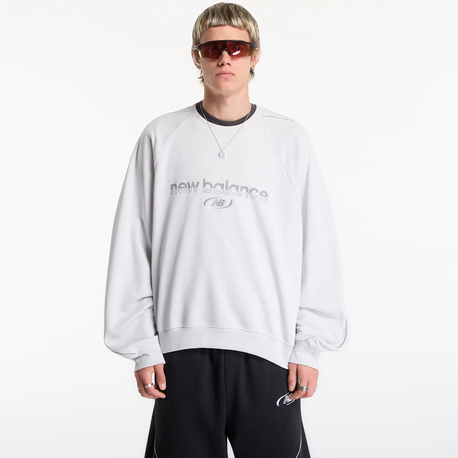 Kapuutsikud ja kampsunid New Balance Trackside French Terry Crew Grey Matter