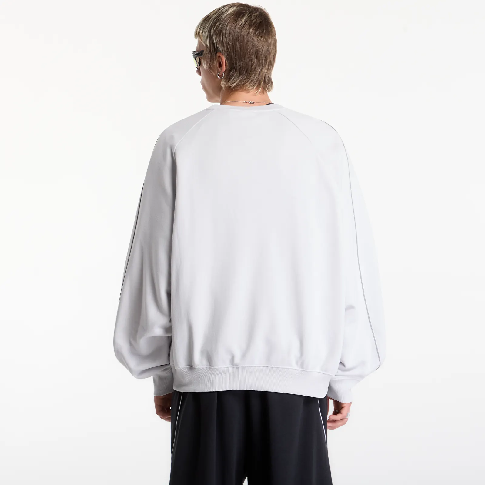 Kapuutsikud ja kampsunid New Balance Trackside French Terry Crew Grey Matter