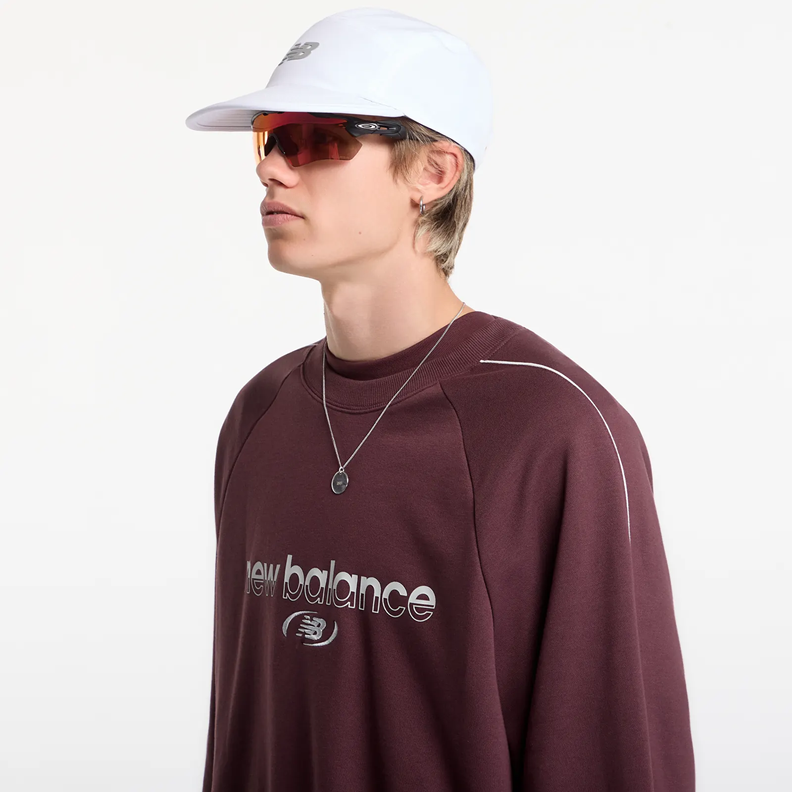 Hoodies och sweatshirts New Balance Trackside French Terry Crew Cherry Leather