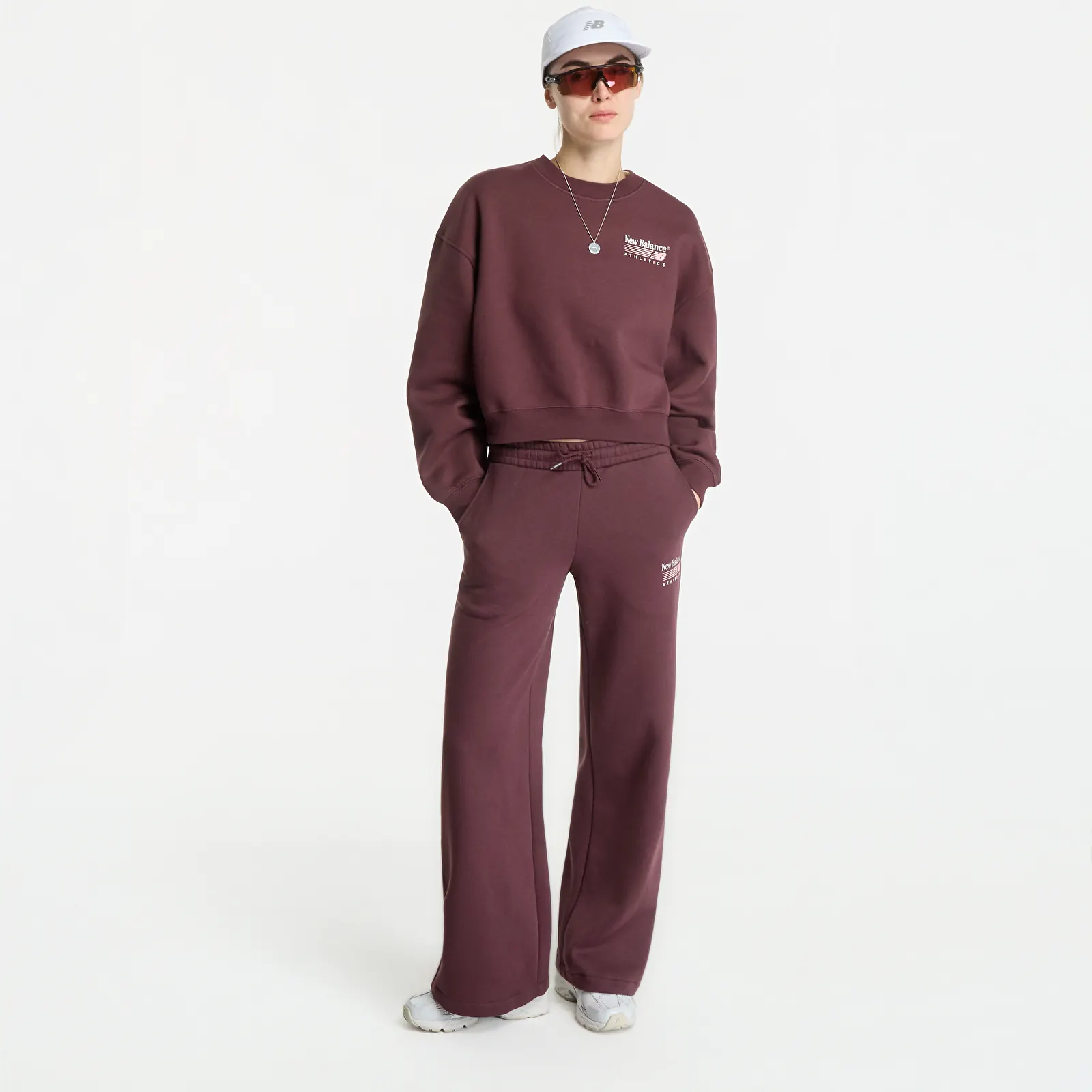 Sweatshirts New Balance Trackside Fleece Crew Cherry Leather