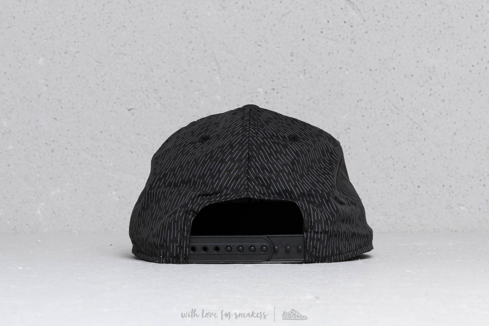 Hætter New Era 9Fifty Original Fit Rain Camo Cap Black/ White