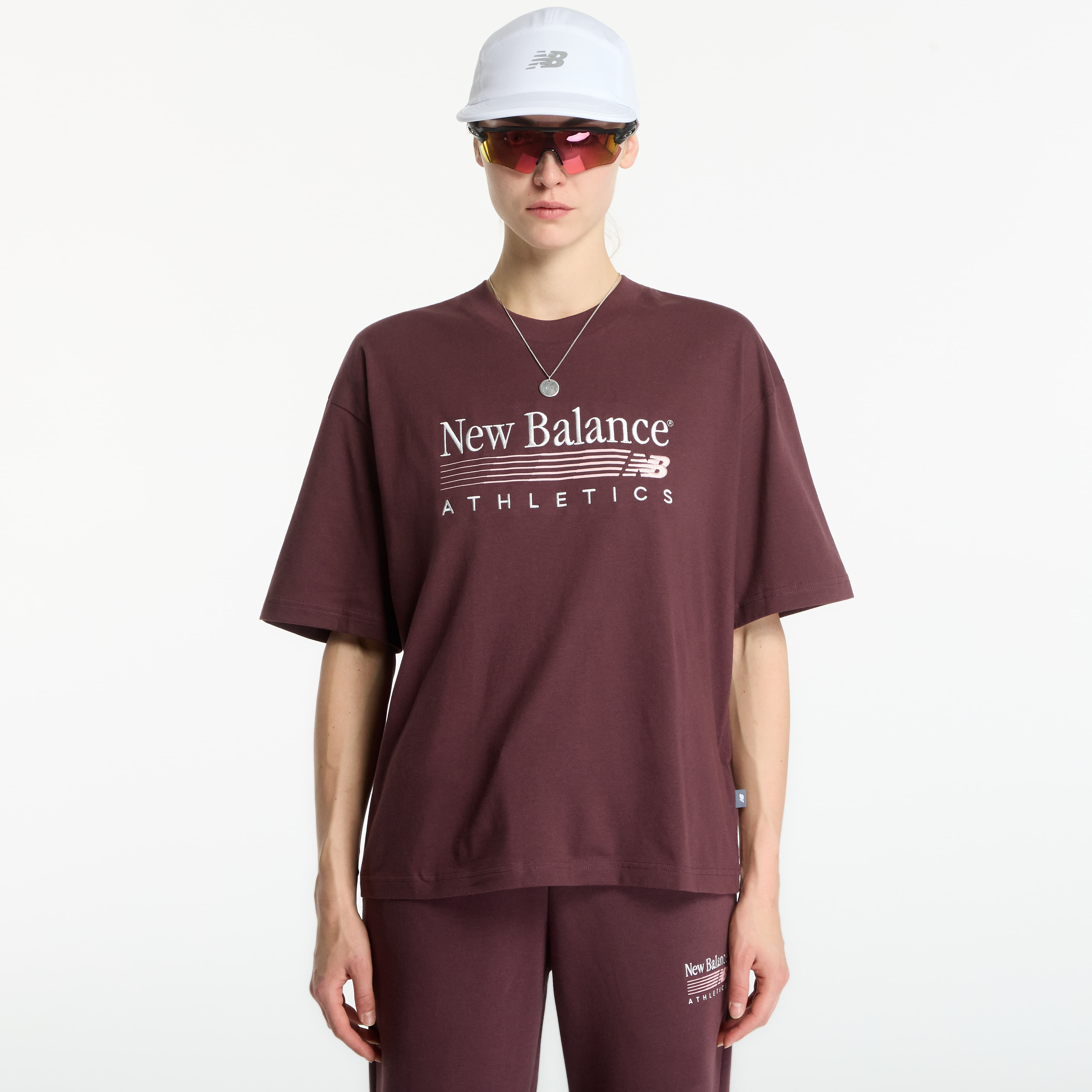 T-shirt New Balance Trackside Oversized T-Shirt Cherry Leather M