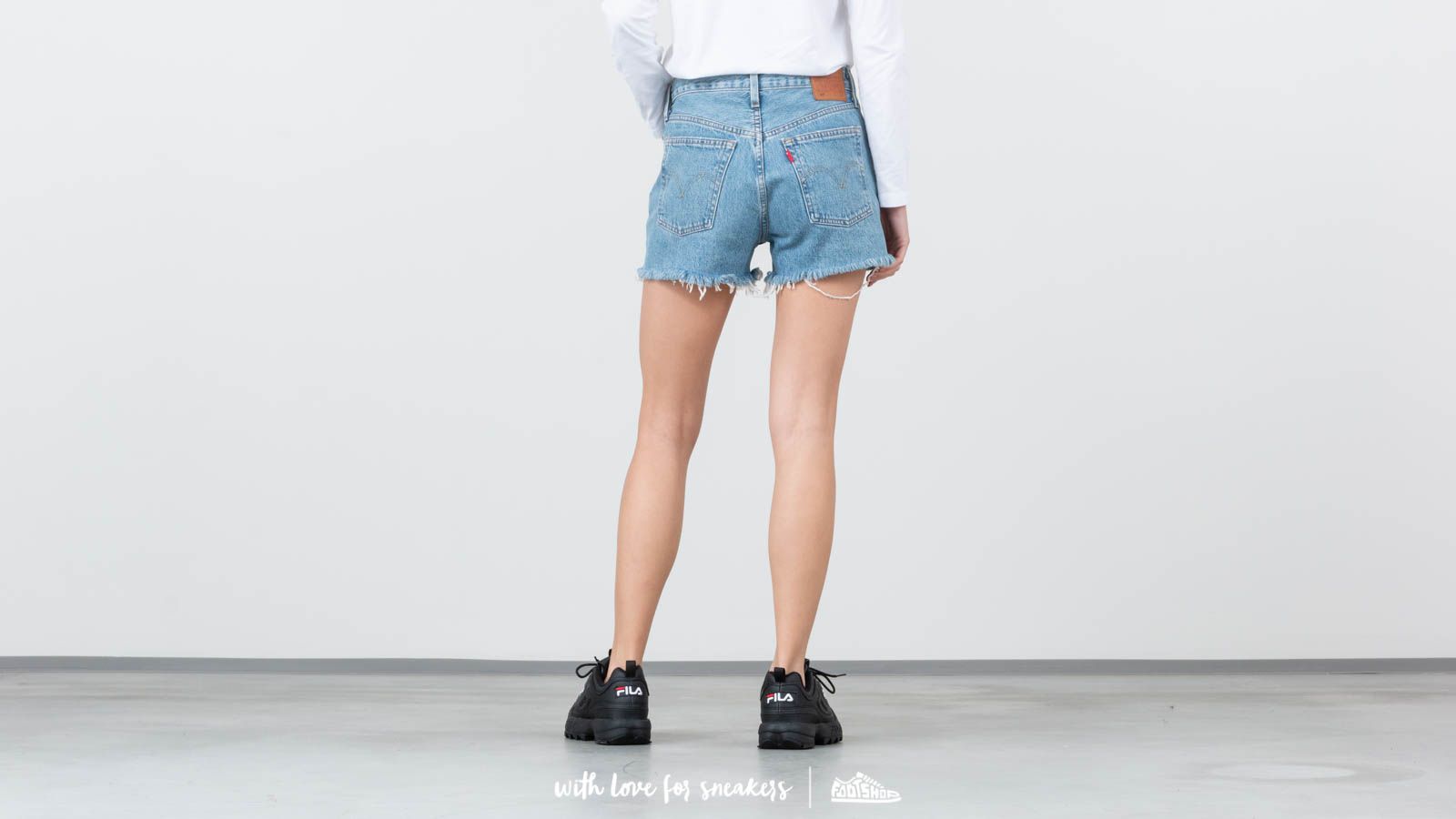 Levis outlet flat broke
