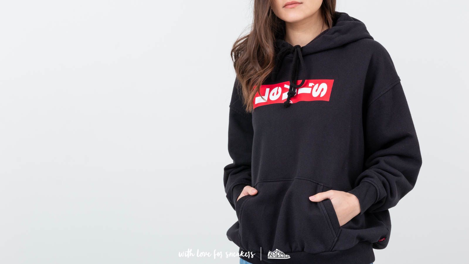 Kapucnis pulóverek és pulcsik Levi's® Graphic Unbasic Hoodie Black