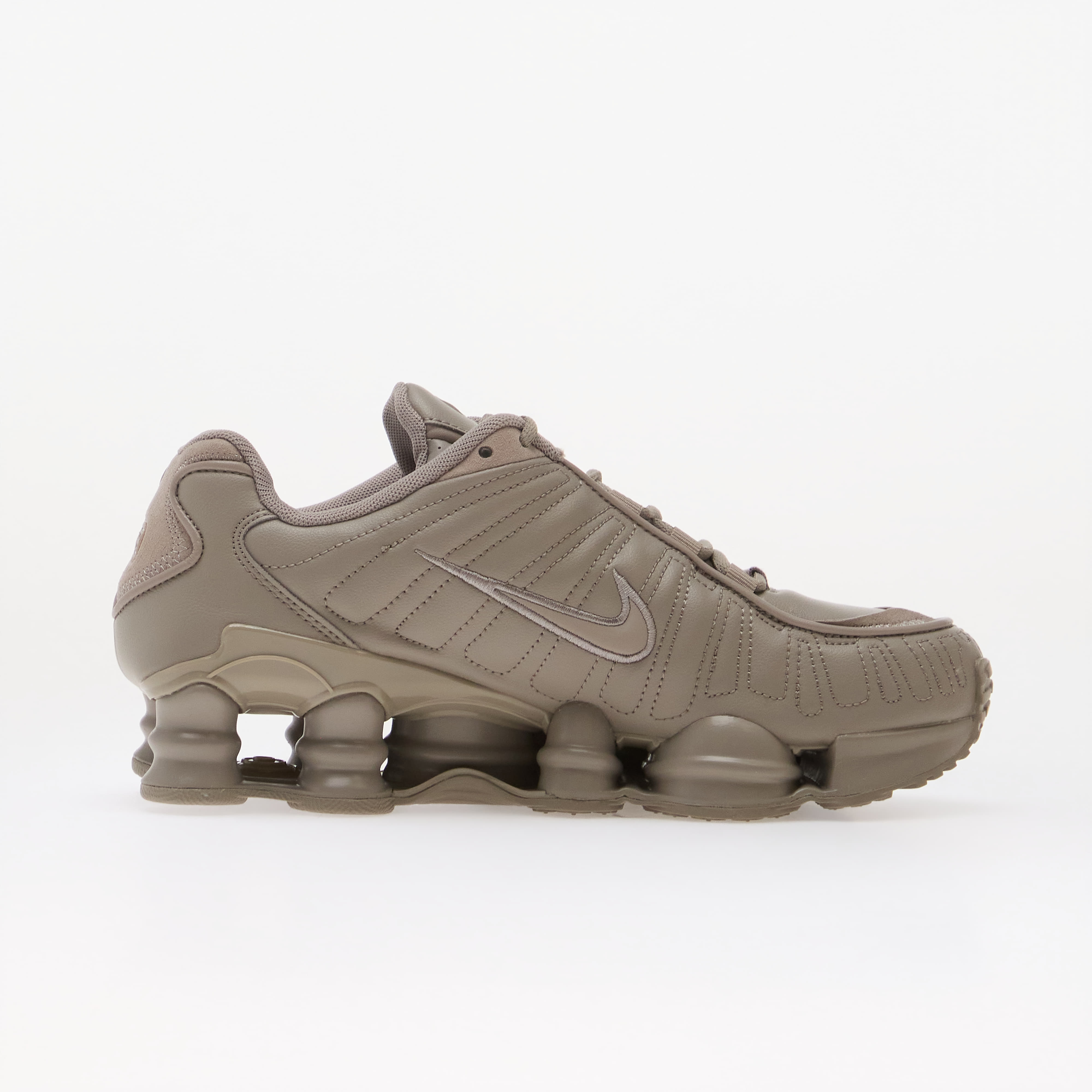 Baskets Nike W SHOX TL 37 12 - vue 4