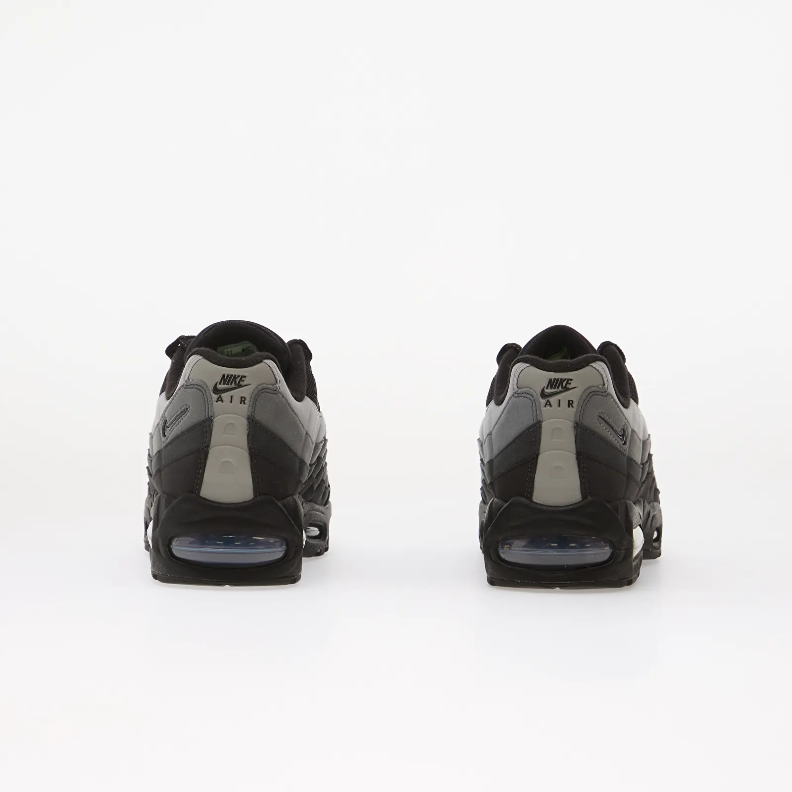 Sneaker für Männer Nike Air Max 95 Premium Black/ Canyon Purple-Dark Smoke Grey