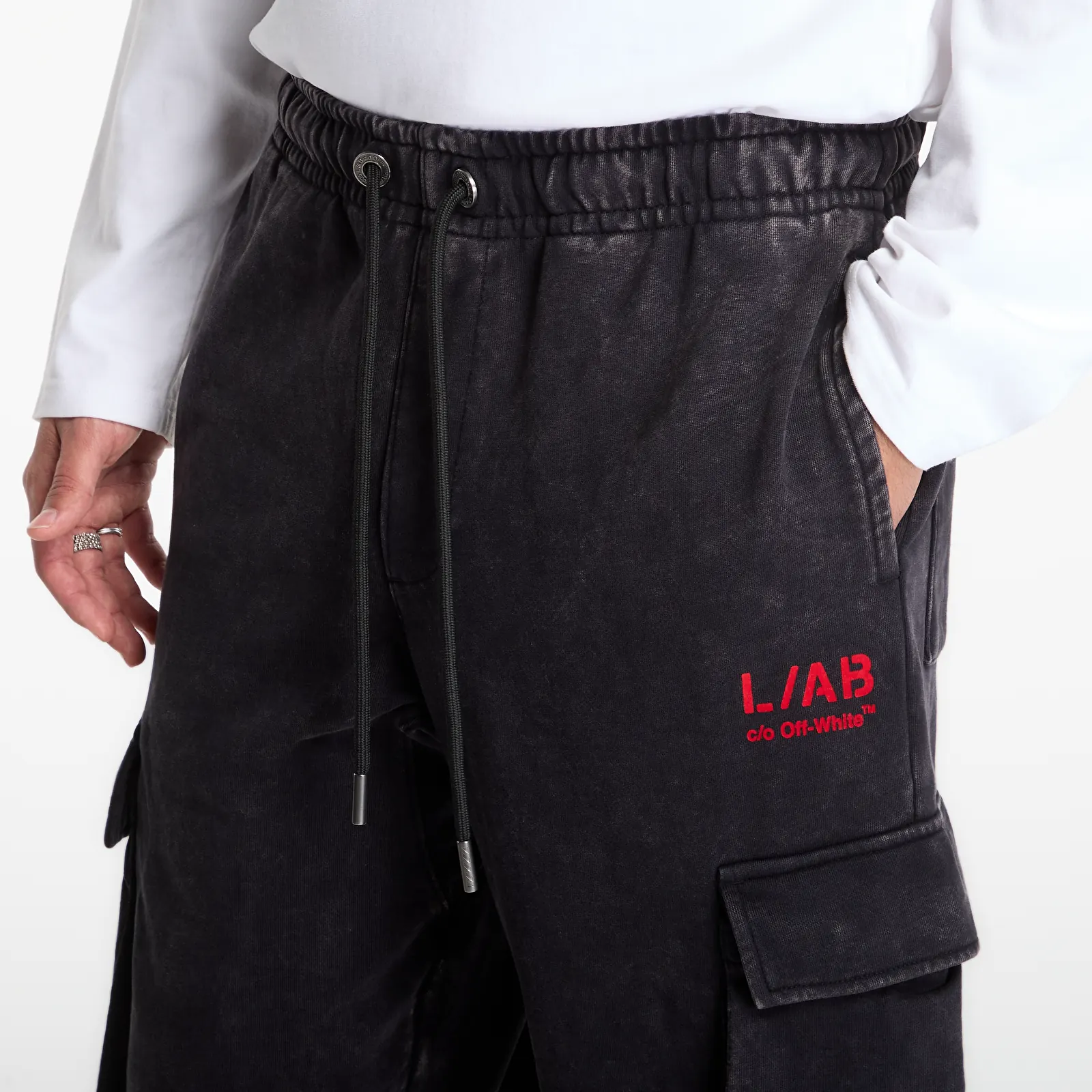 Joggebukser for menn L/AB c/o Off-White™ Off Active Washed Cargo Jogger Black