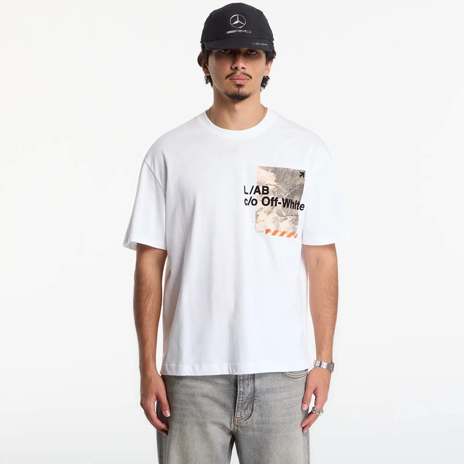 Männer T-Shirts L/AB c/o Off-White™ Camo S/S Tee White