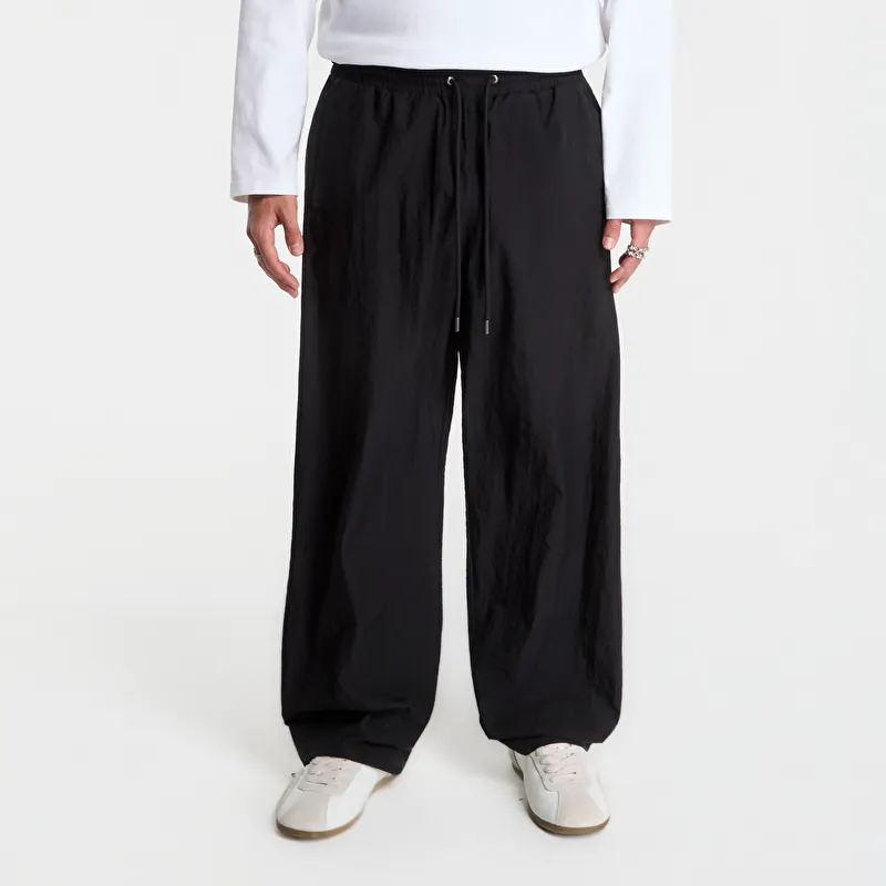 Off-White Glossy Arrow Nylon Relax Trackpant Black