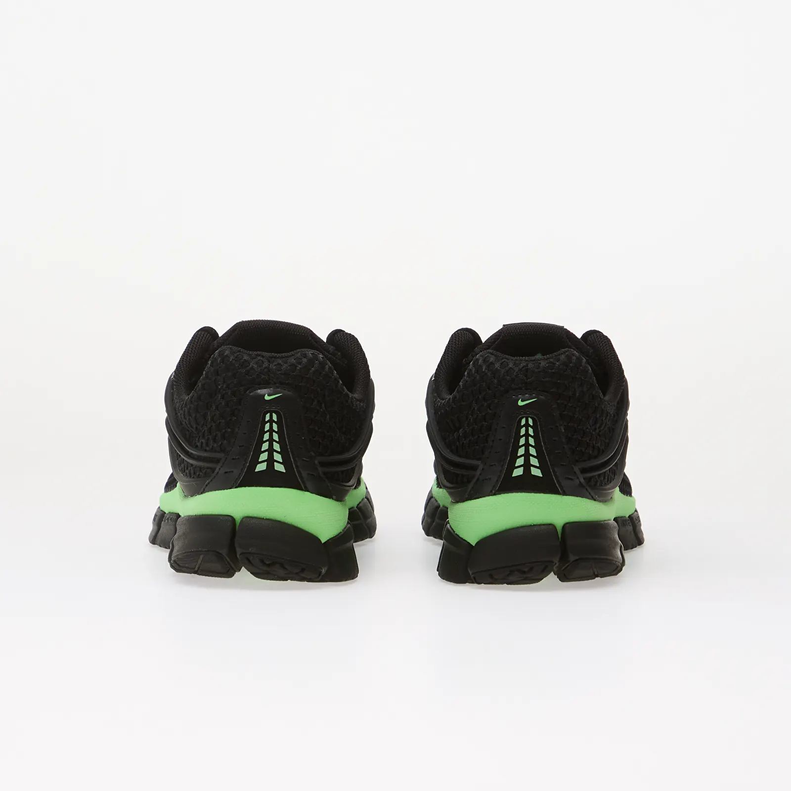 Baskets homme Nike Zoom Skylon 11 Black/ Illusion Green