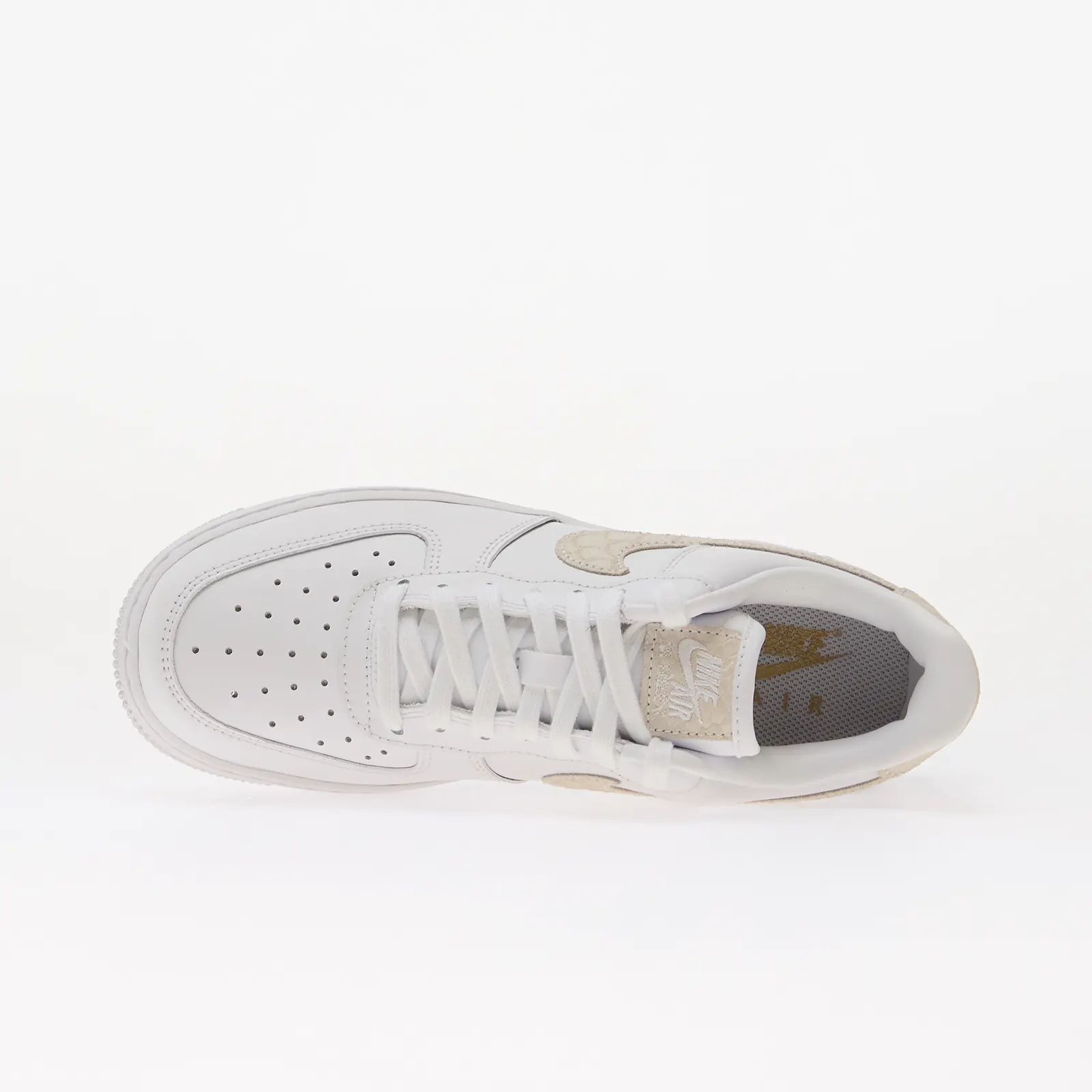 Naisten lenkkarit Nike Air Force 1 '07 White/ White-Metallic Gold
