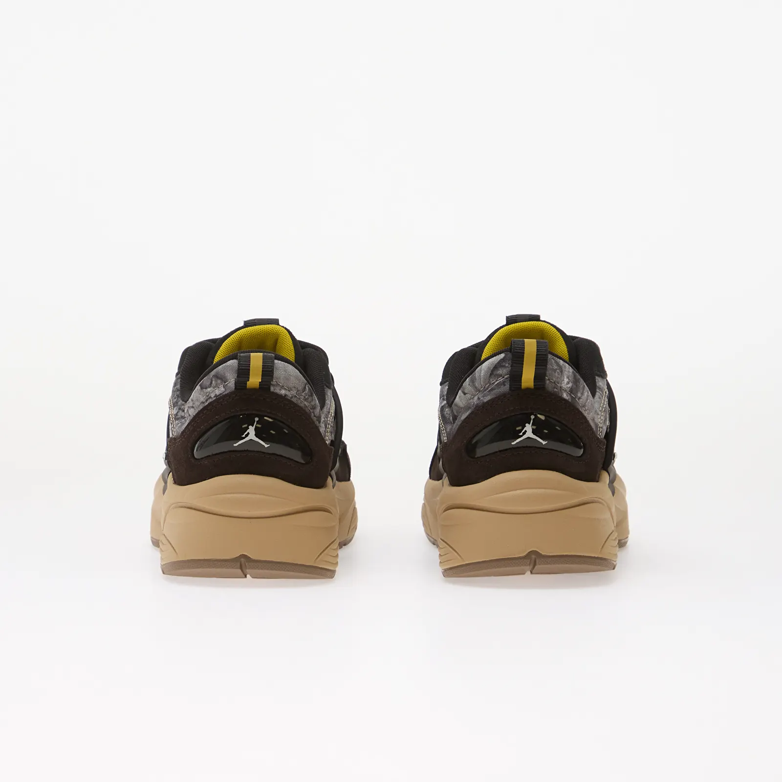 Pánské tenisky Jordan Trunner O/S Realtree Velvet Brown/ White-Legend Md Brown
