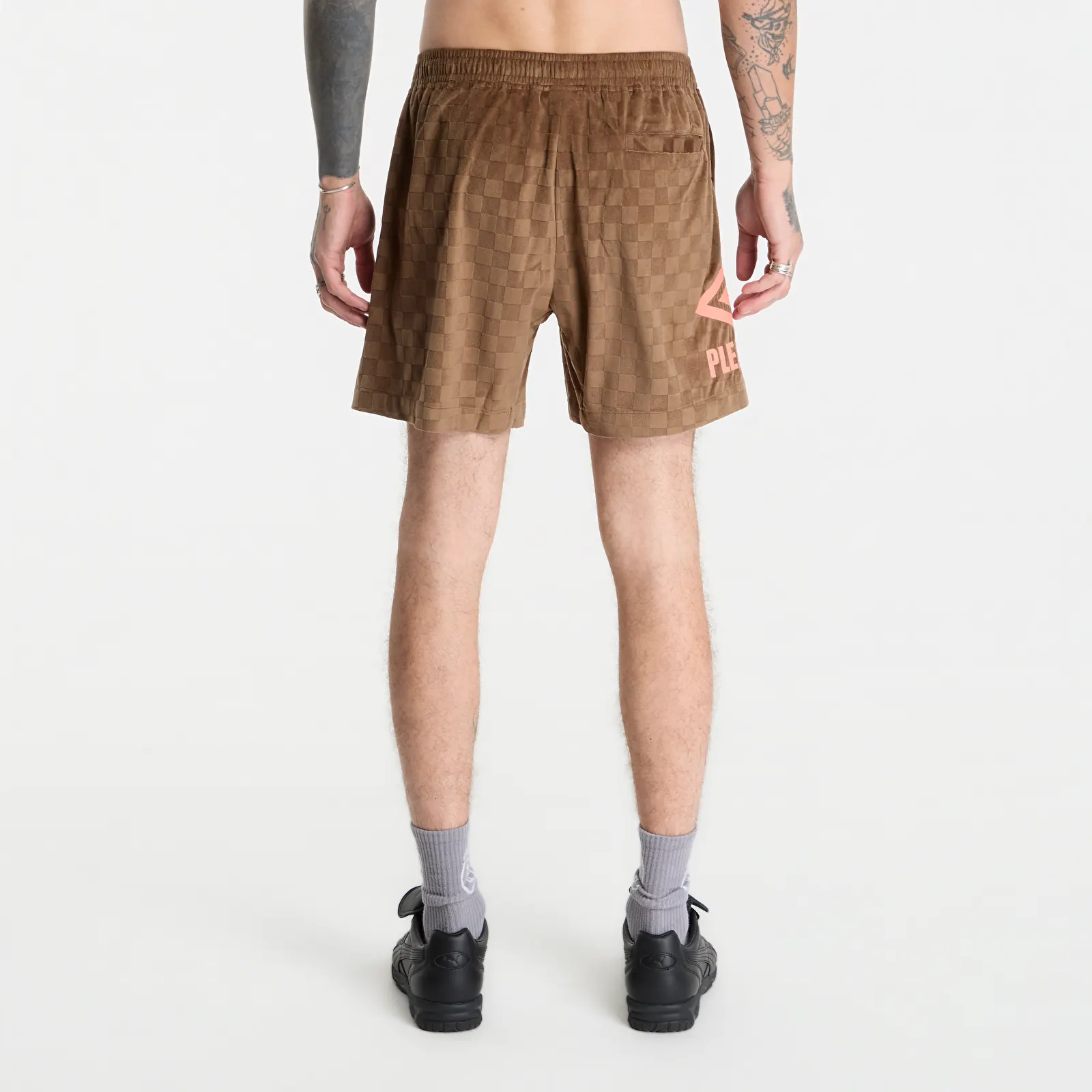 Kraťasy PLEASURES x Umbro Classic Shorts Brown