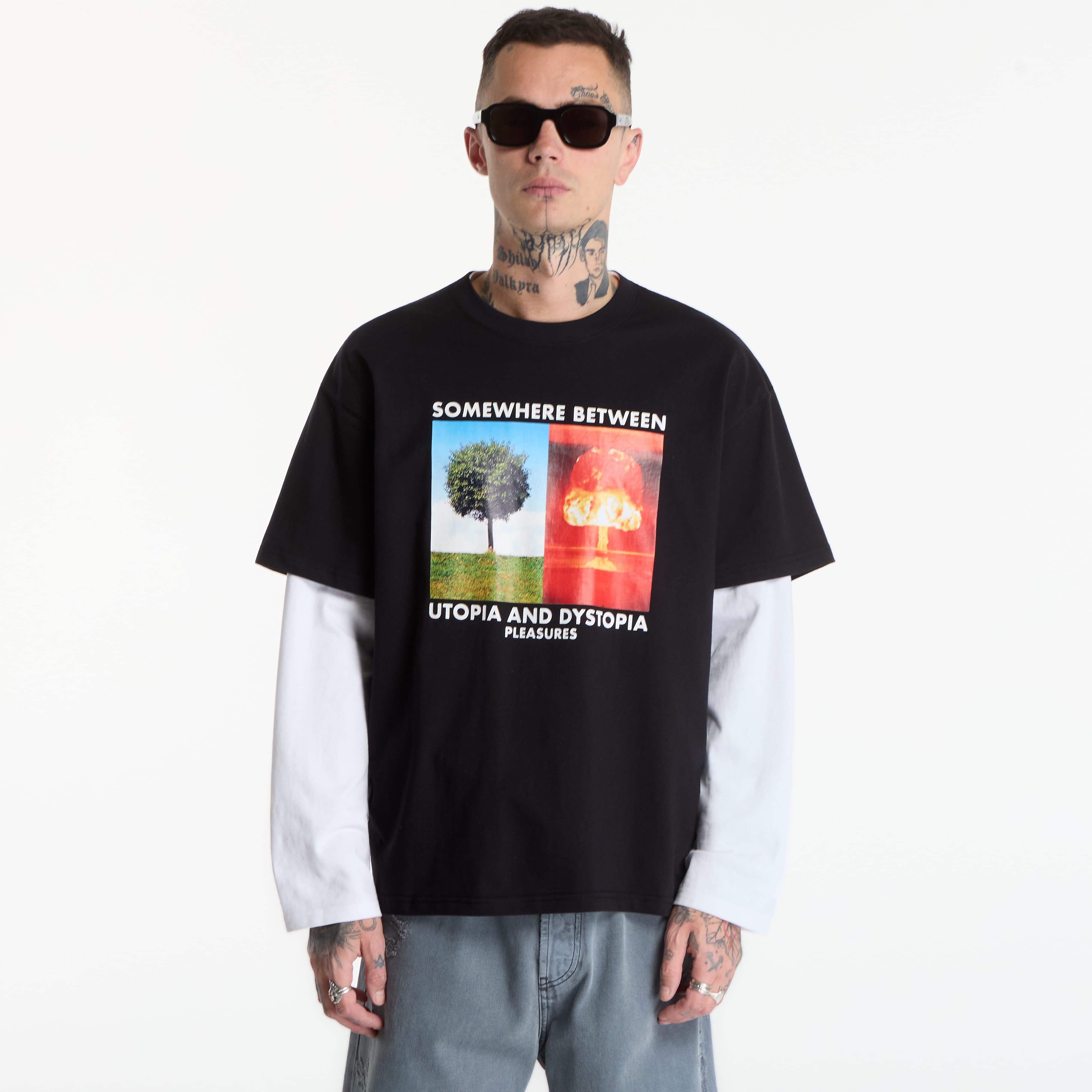 Тениска PLEASURES Somewhere T-Shirt Black M