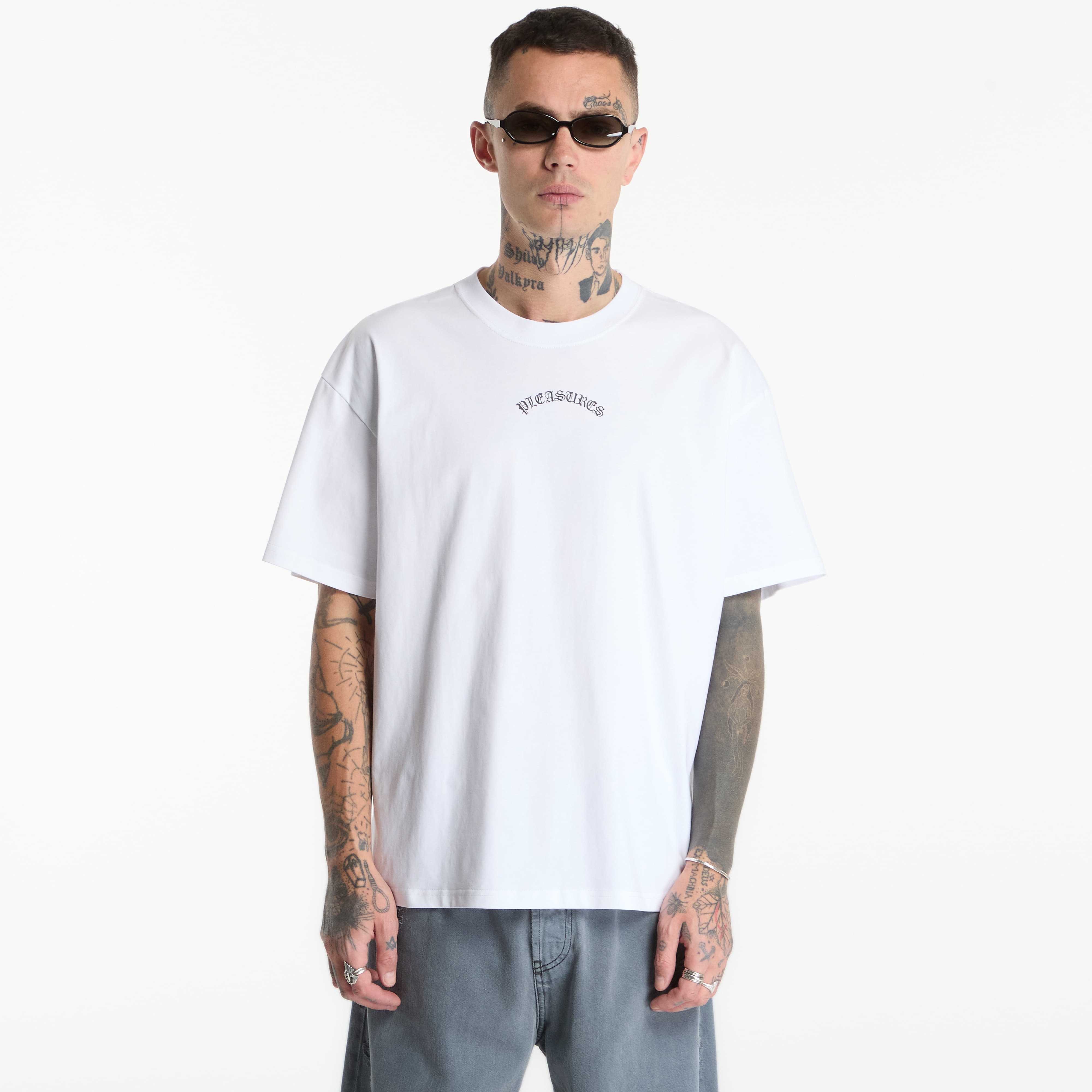 Тениска PLEASURES Athor T-Shirt White S