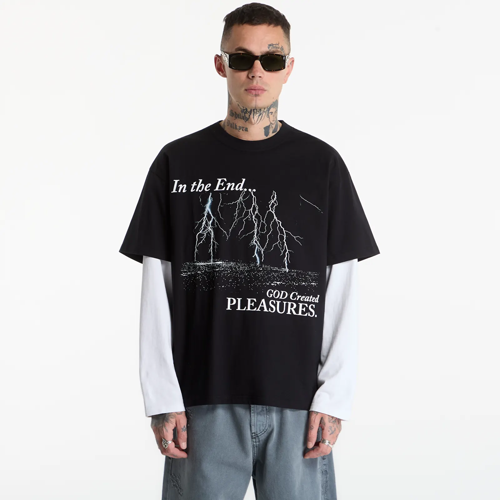 T-särgid PLEASURES End Times T-Shirt Black