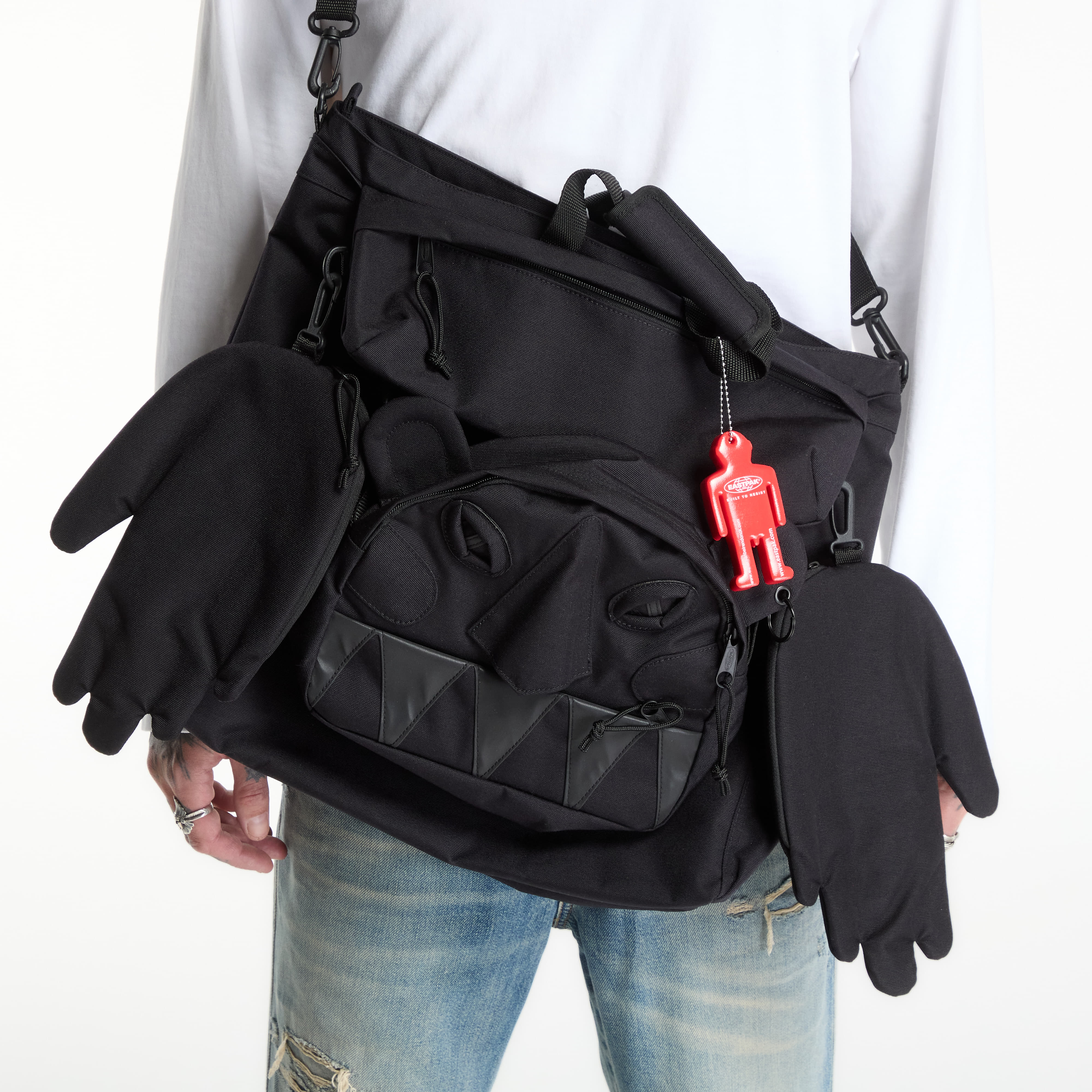 Чанта Eastpak x Walter Van Beirendonck Carry Bag Walter Black Universal