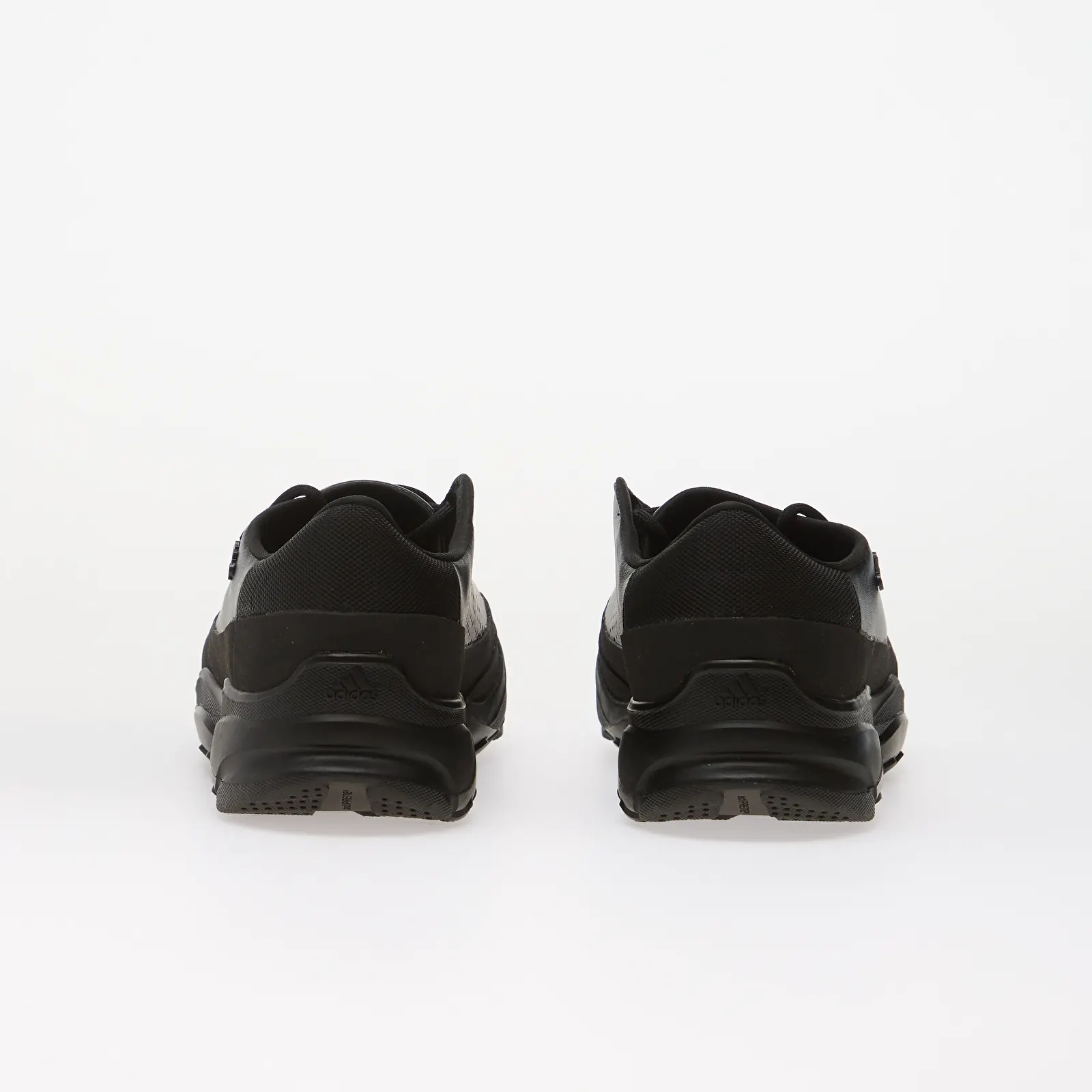 Baskets homme adidas x Arte Antwerp GSG9 Core Black/ Core Black/ Iron Met.