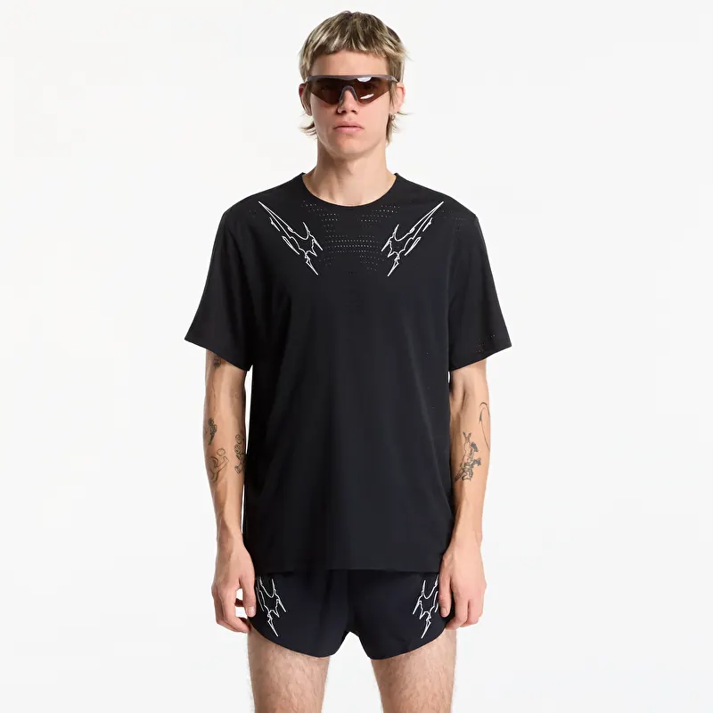 Футболка Nike AeroSwift Dri-FIT ADV Short-Sleeve Graphic Running Top Black