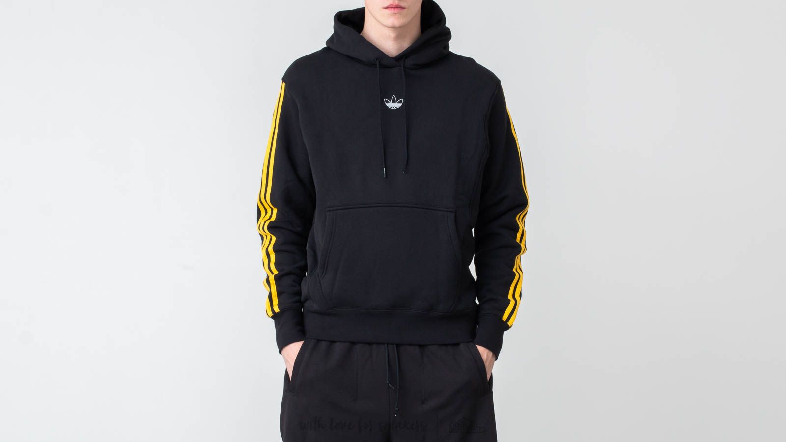 Kapucnis pulóverek és pulcsik adidas Ft Bball Hoodie Black/ Bogold