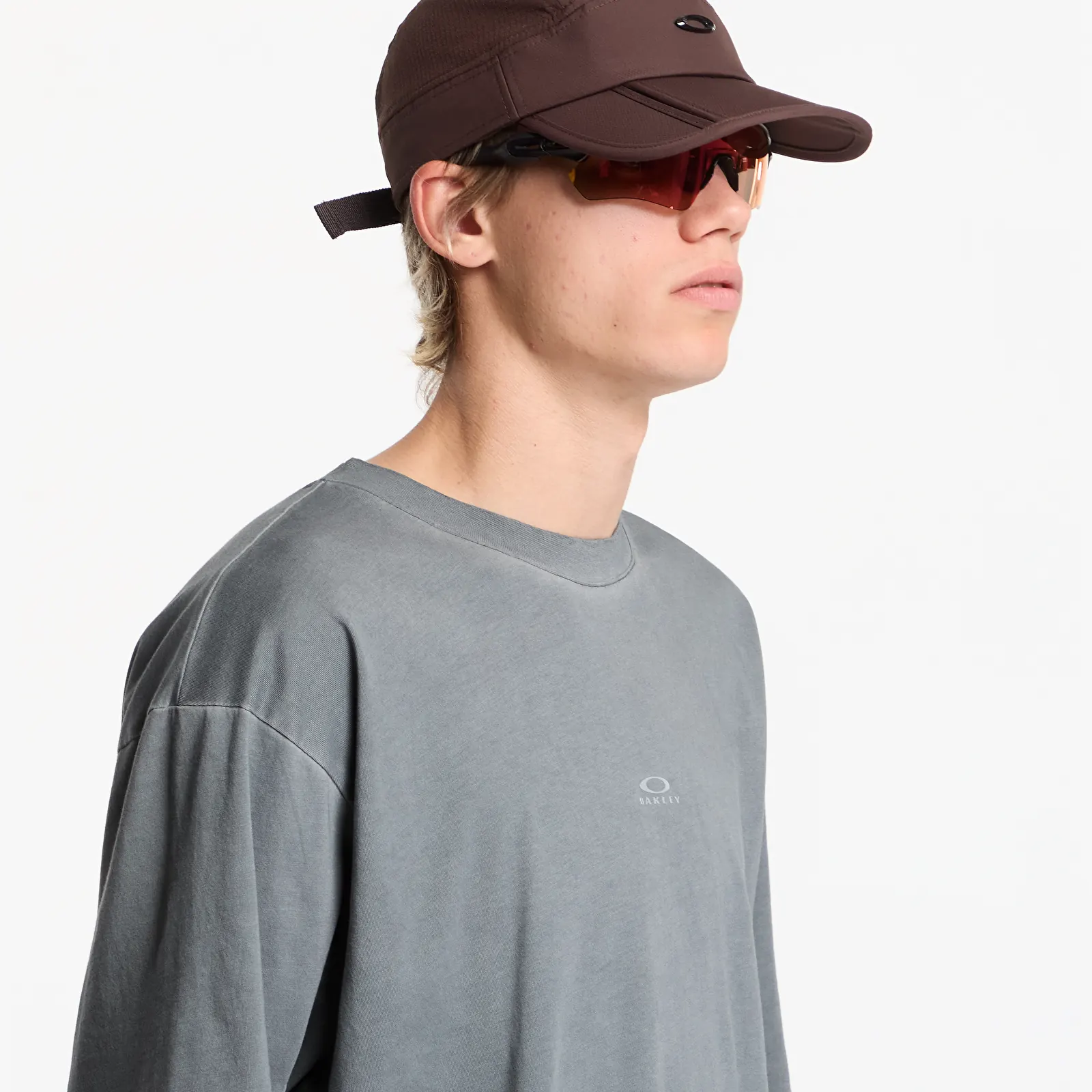 Magliette Oakley Latitude Veil Tee Cement