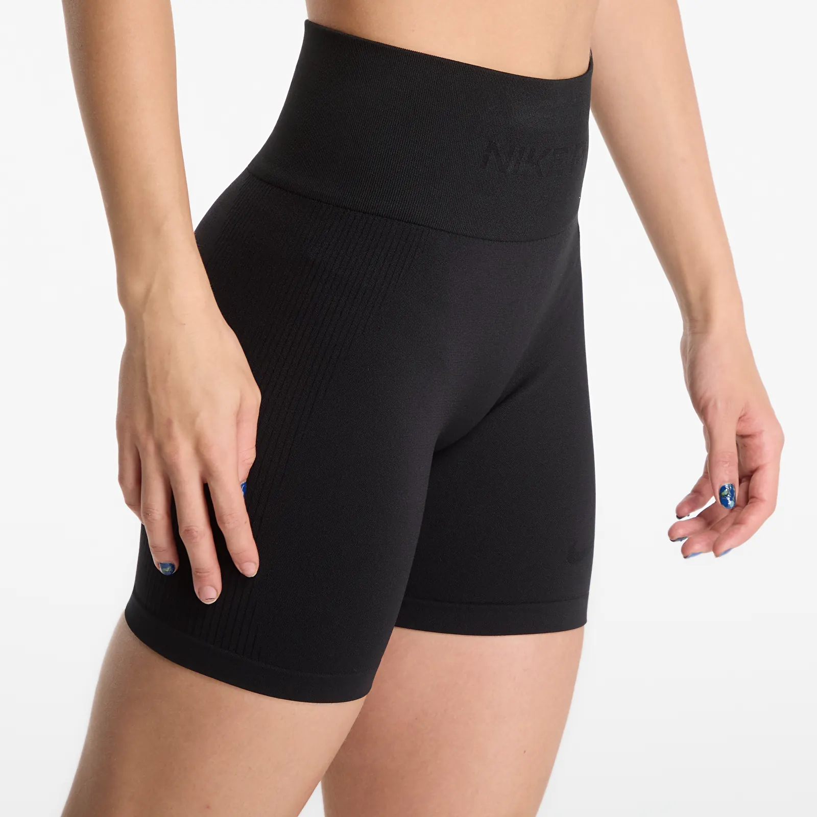Kratke hlače  Nike Pro Seamless Dri-FIT High-Waisted 5 Biker Shorts Black