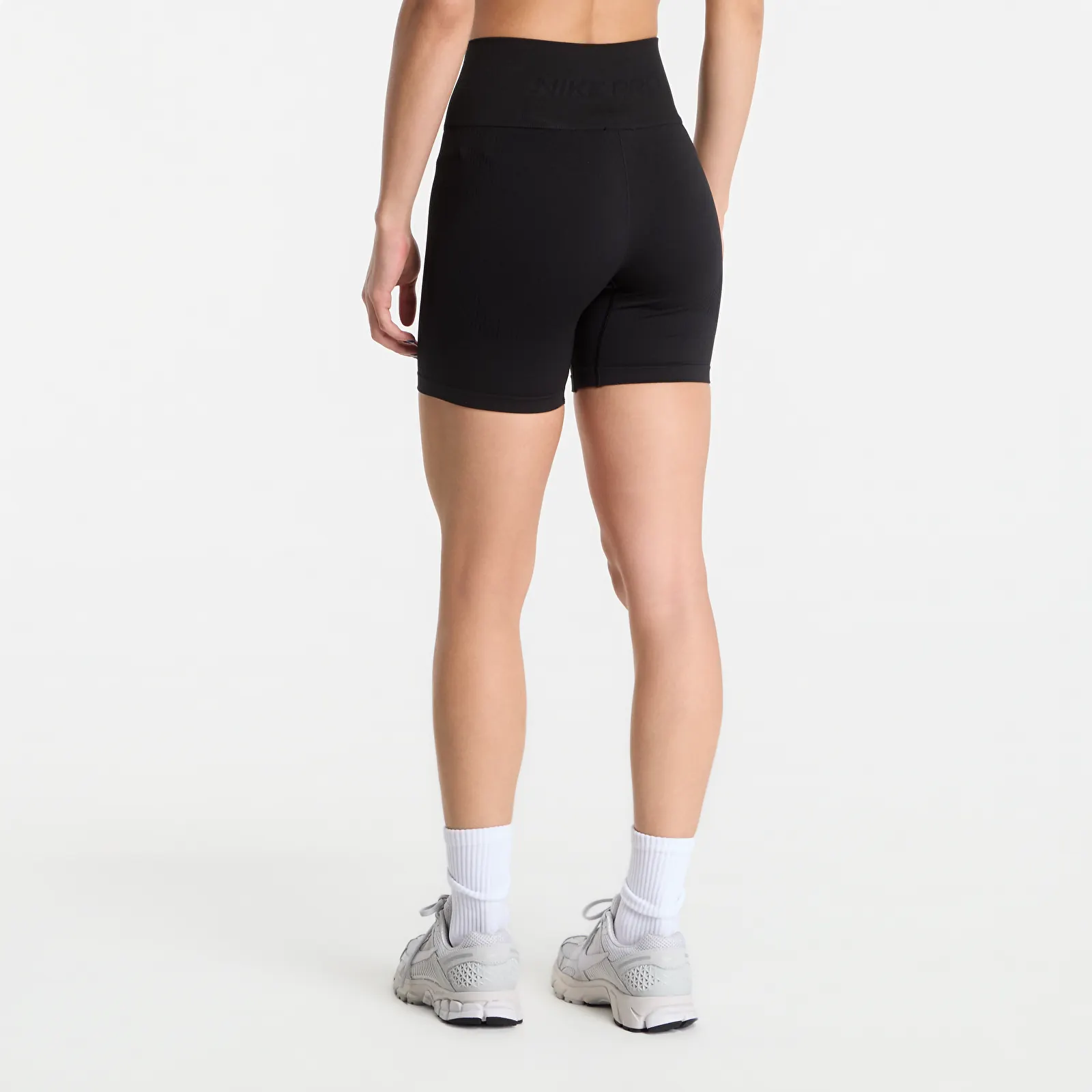 Kratke hlače  Nike Pro Seamless Dri-FIT High-Waisted 5 Biker Shorts Black