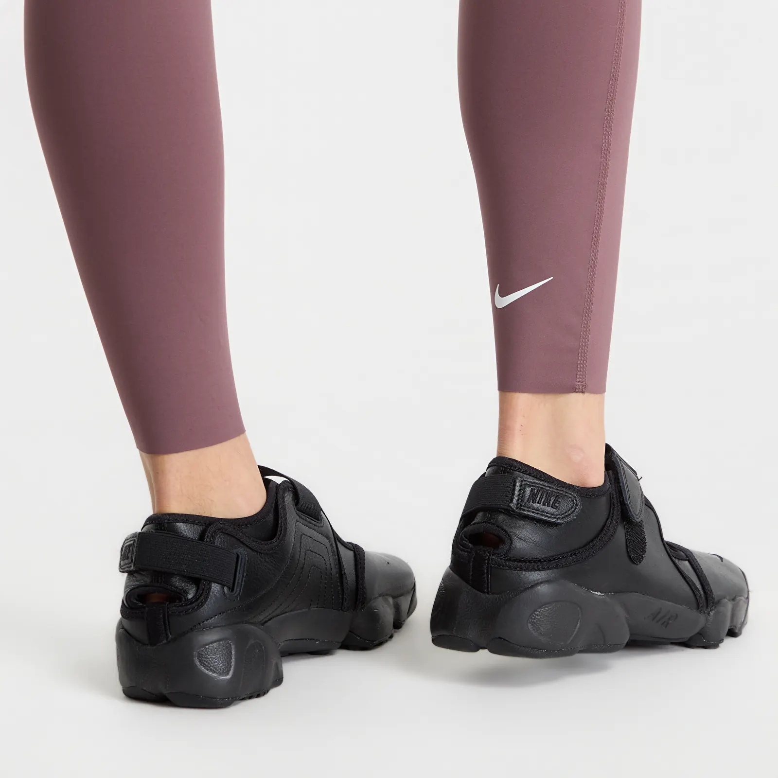 Leggings Nike ACG Dri-FIT High-Waisted 7/8 Trail Running Leggings Tattoo/ Summit White