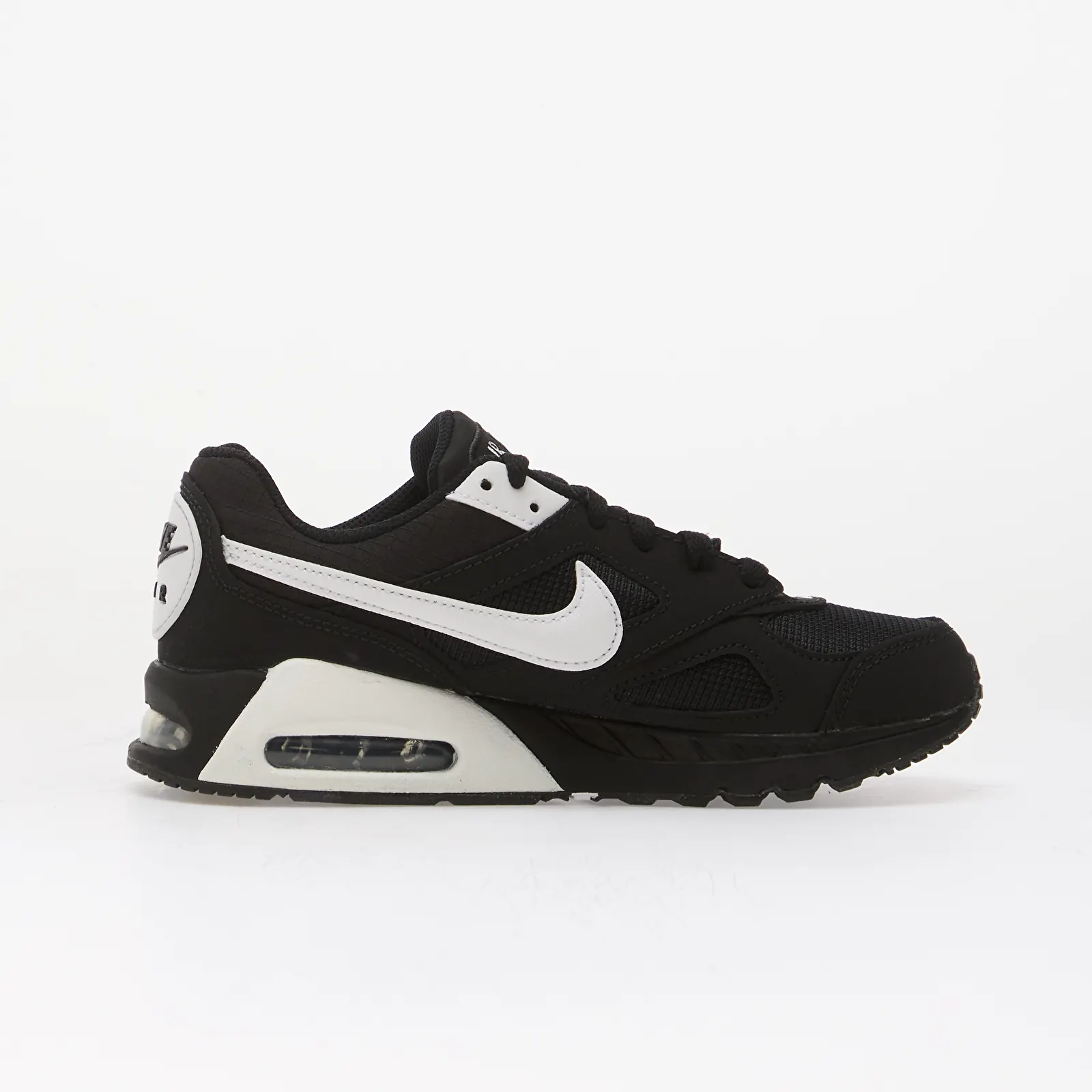Детски маратонки и обувки Nike Air Max IVO Kids Black/ White-White