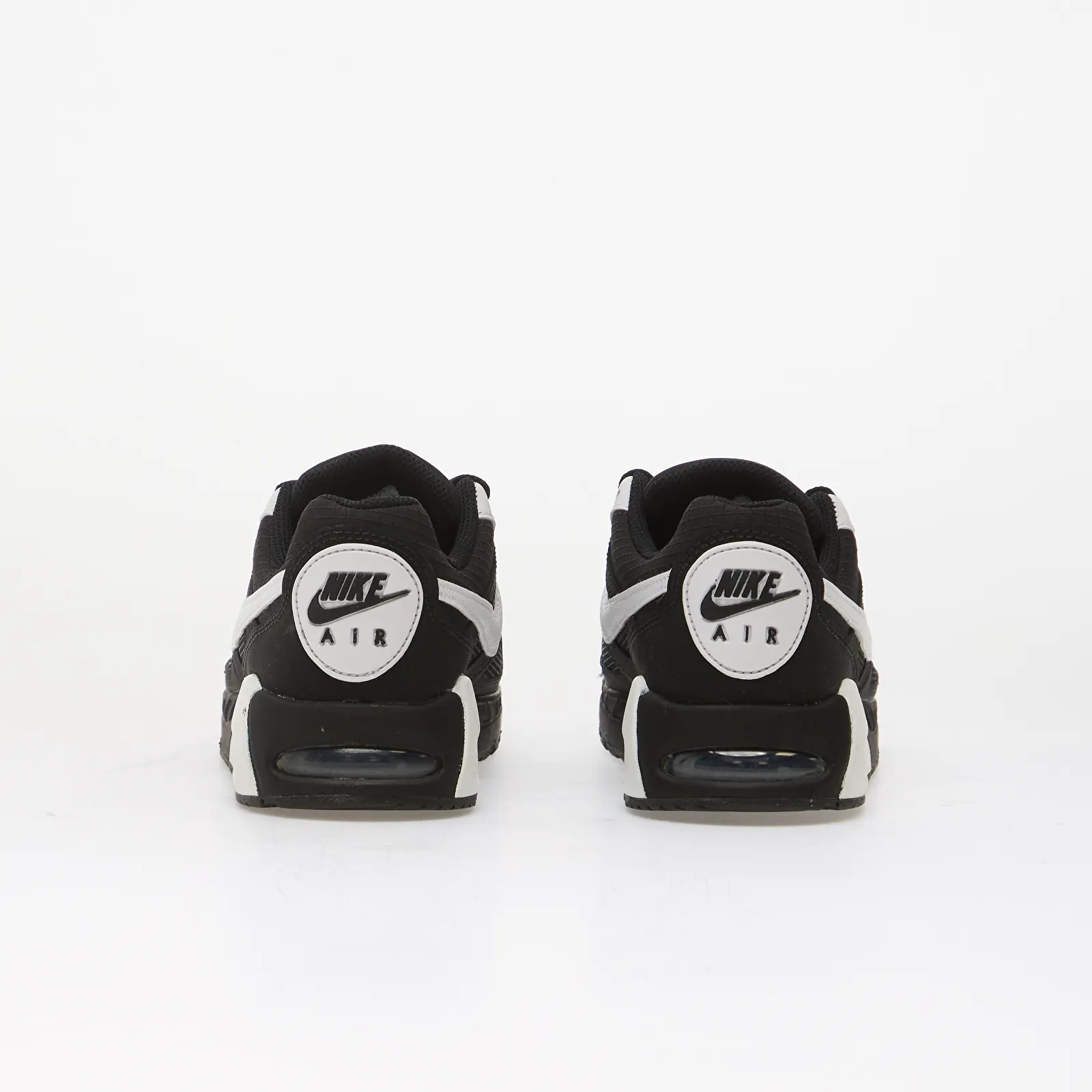 Детски маратонки и обувки Nike Air Max IVO Kids Black/ White-White