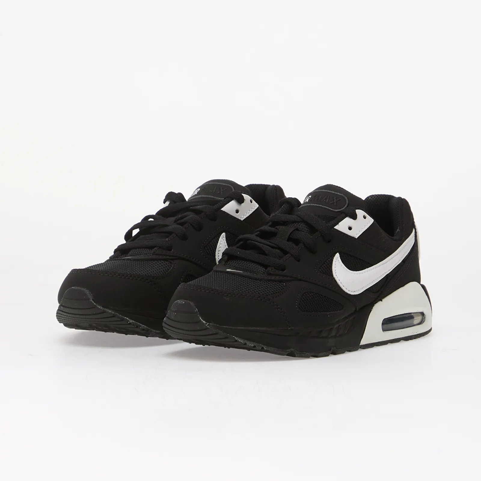 Детски маратонки и обувки Nike Air Max IVO Kids Black/ White-White